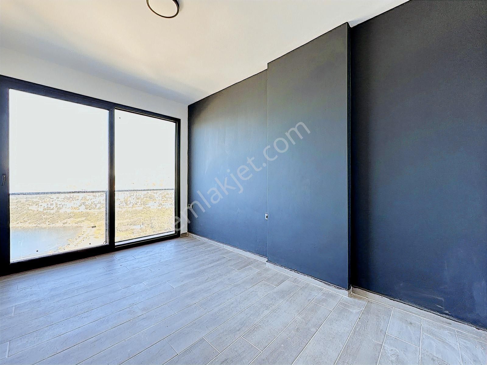 Adabükü Turkuaz Koy Denize Sıfır Plajlı 500 M2 İçinde Yeni Villa - Görsel 10