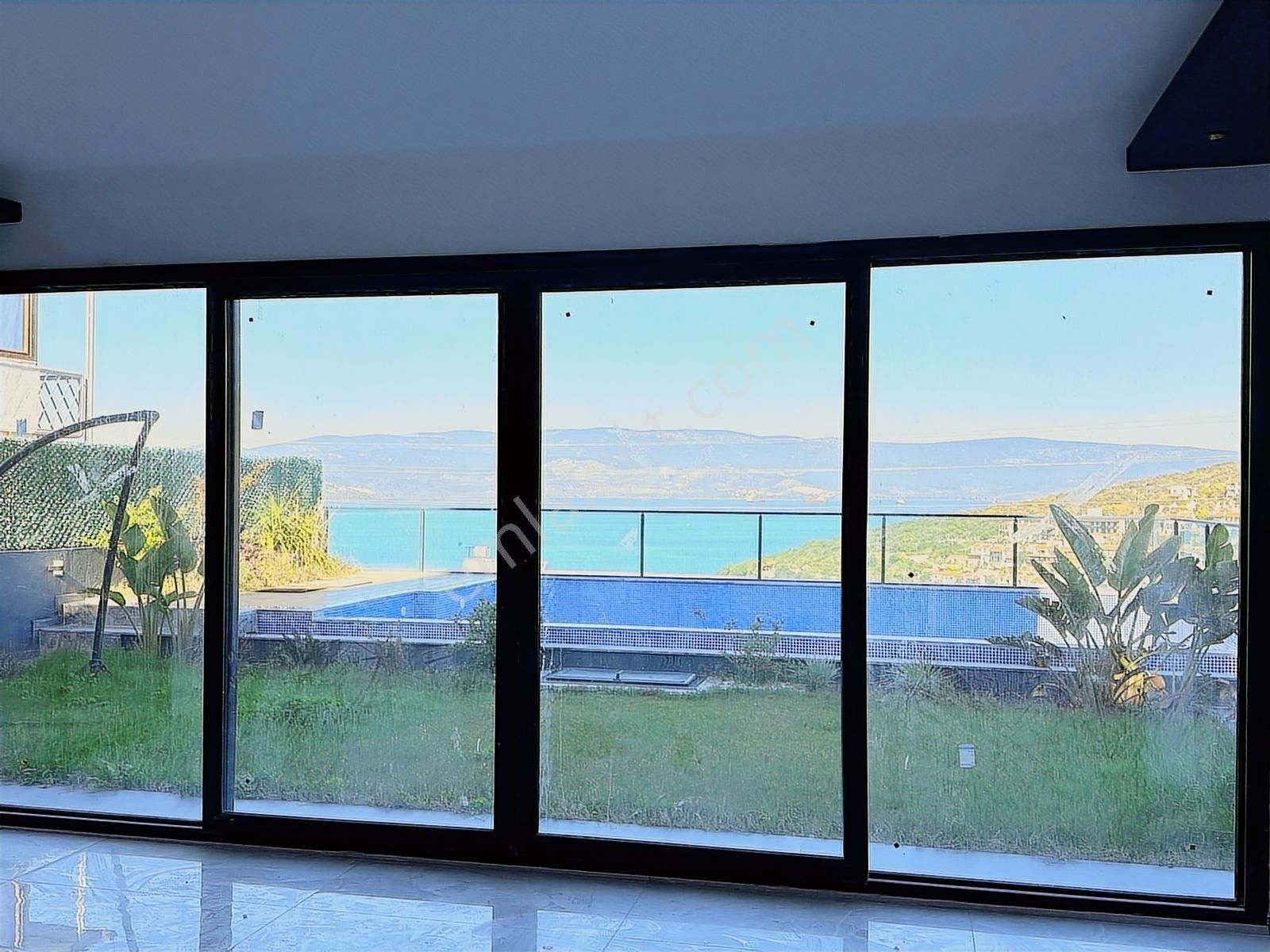 Adabükü Turkuaz Koy Denize Sıfır Plajlı 500 M2 İçinde Yeni Villa - Görsel 8