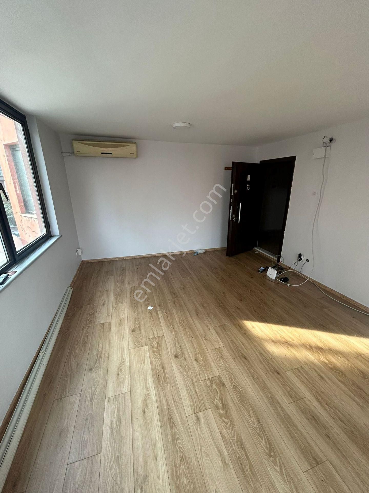 Mecidiyeköy Mürvet Han'da Kiralık 22m² Ofis - Görsel 4