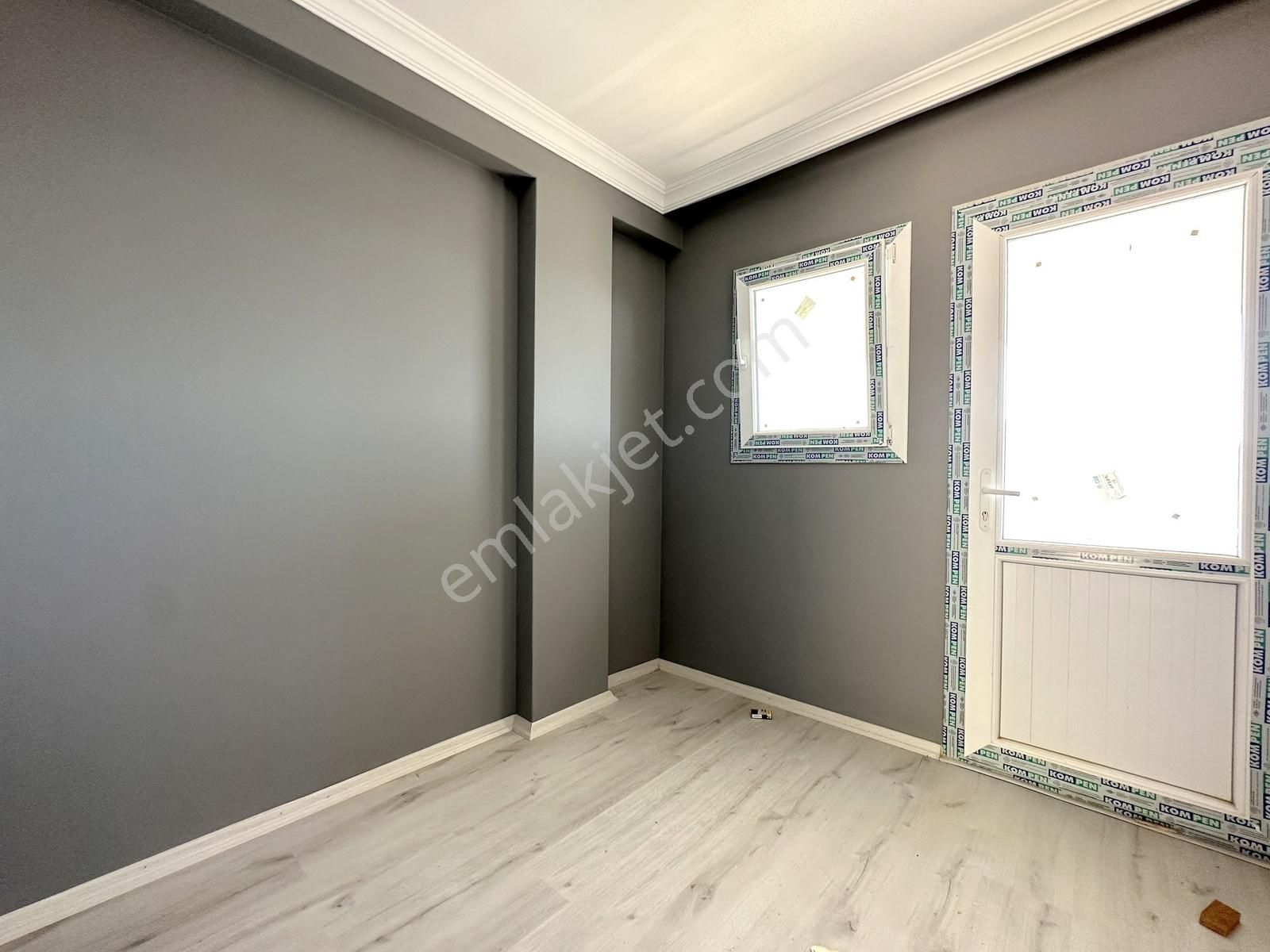 İncekum Denize Sıfır Plajlı Sitede Bahçeli Köşe Villa - Görsel 5