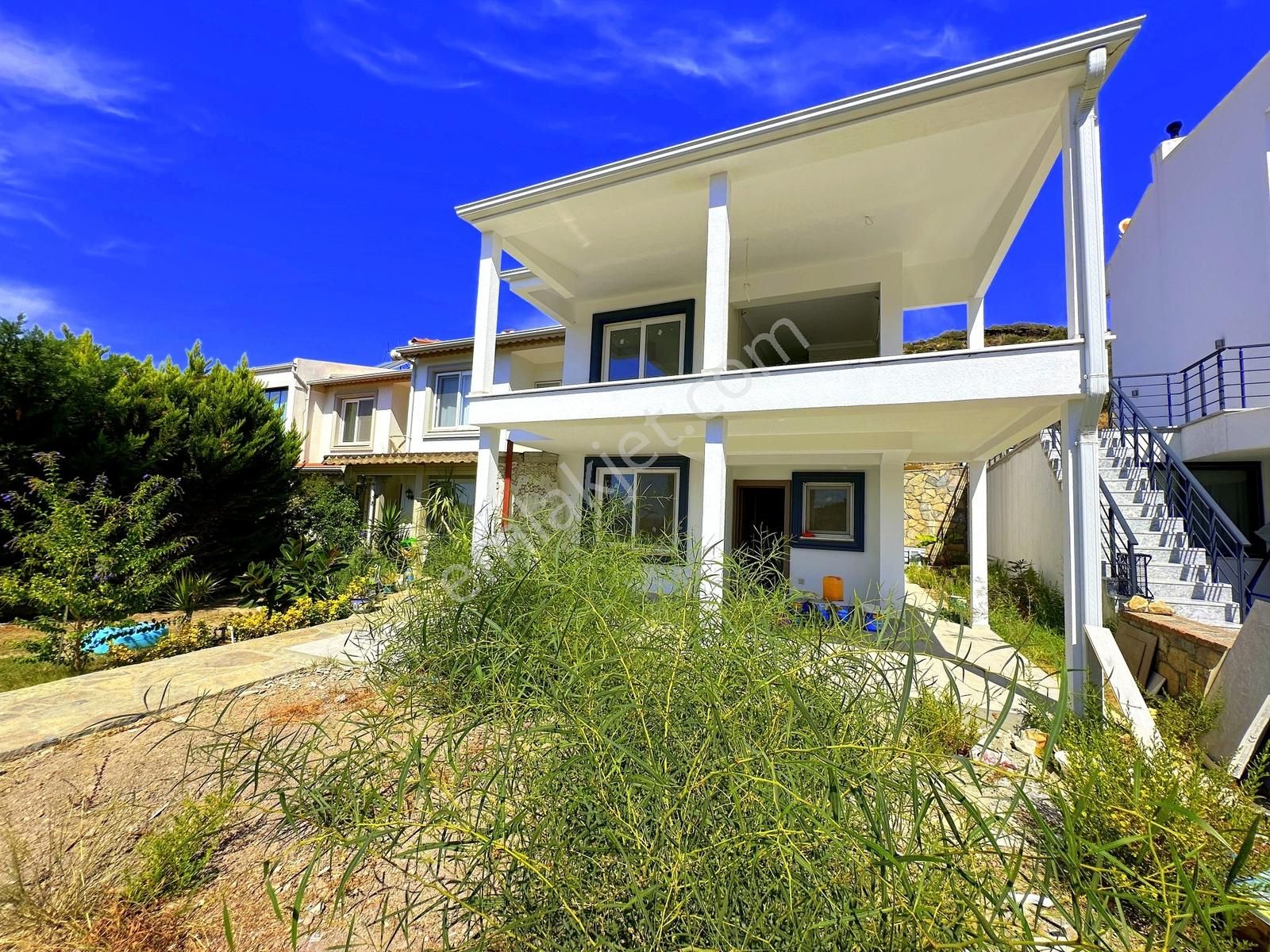 İncekum Denize Sıfır Plajlı Sitede Bahçeli Köşe Villa - Görsel 24