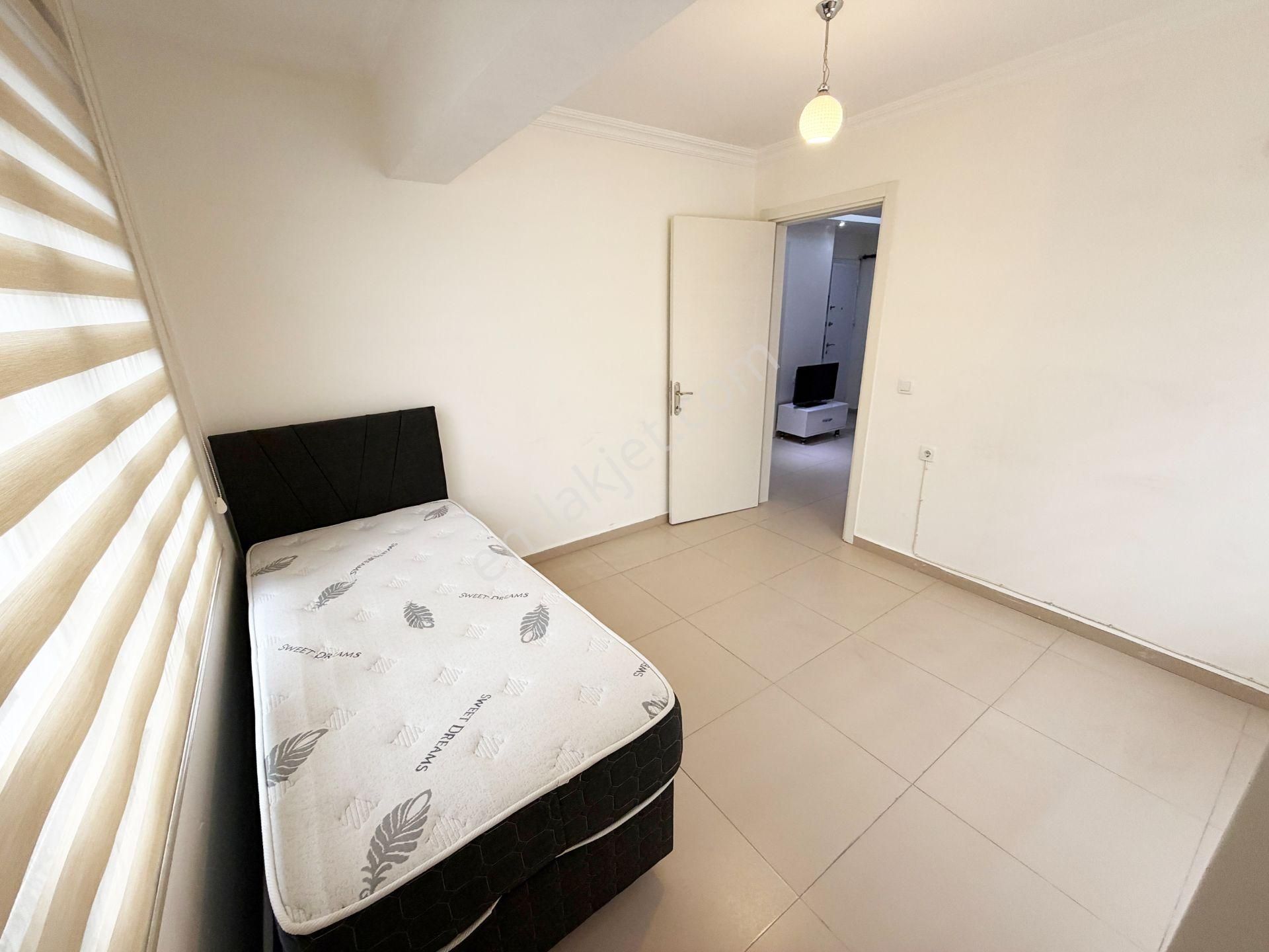 Atalar'da Arakat Ön Cephe Geniş 2+1 Klimalı Asansörlü Apart - Görsel 15