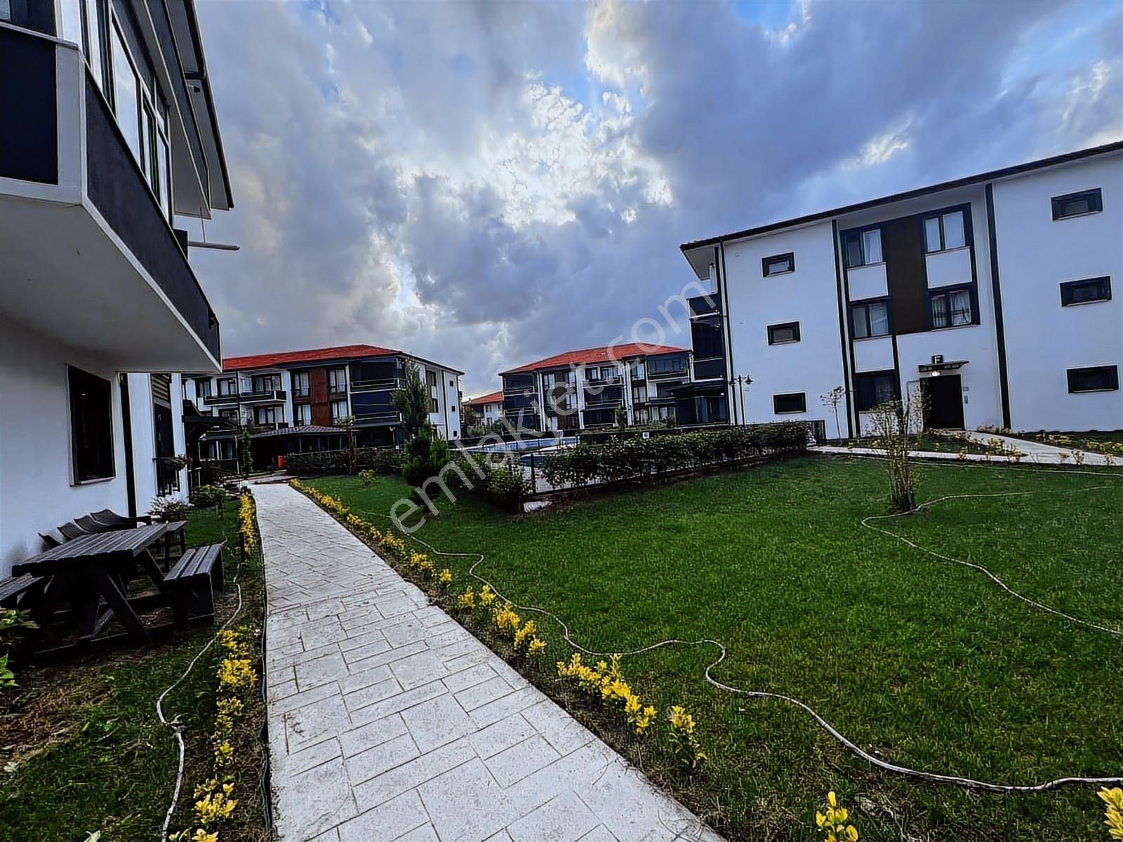 Karasu Asude Sitesi 2+1 Yola Cephe Ara Kat Fırsat Dairemiz - Görsel 28