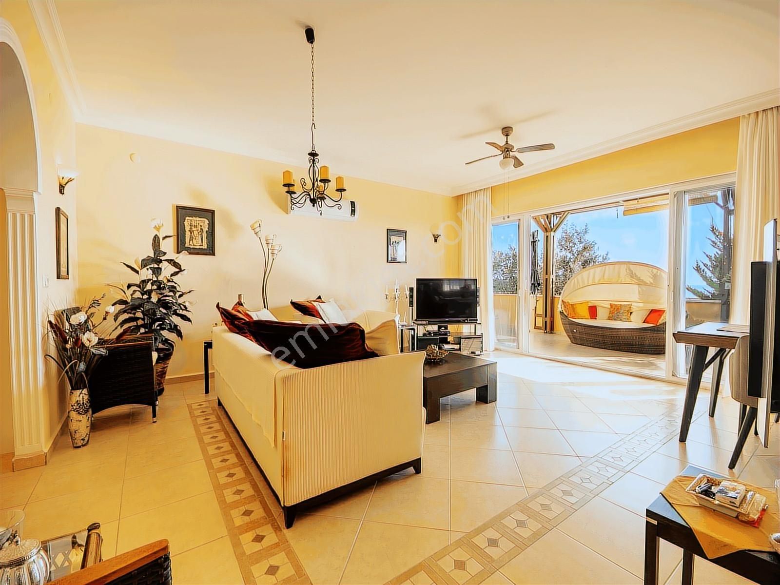 İkamete Uygun Teraslı 2+1 | Full Deniz Manzara - Görsel 16