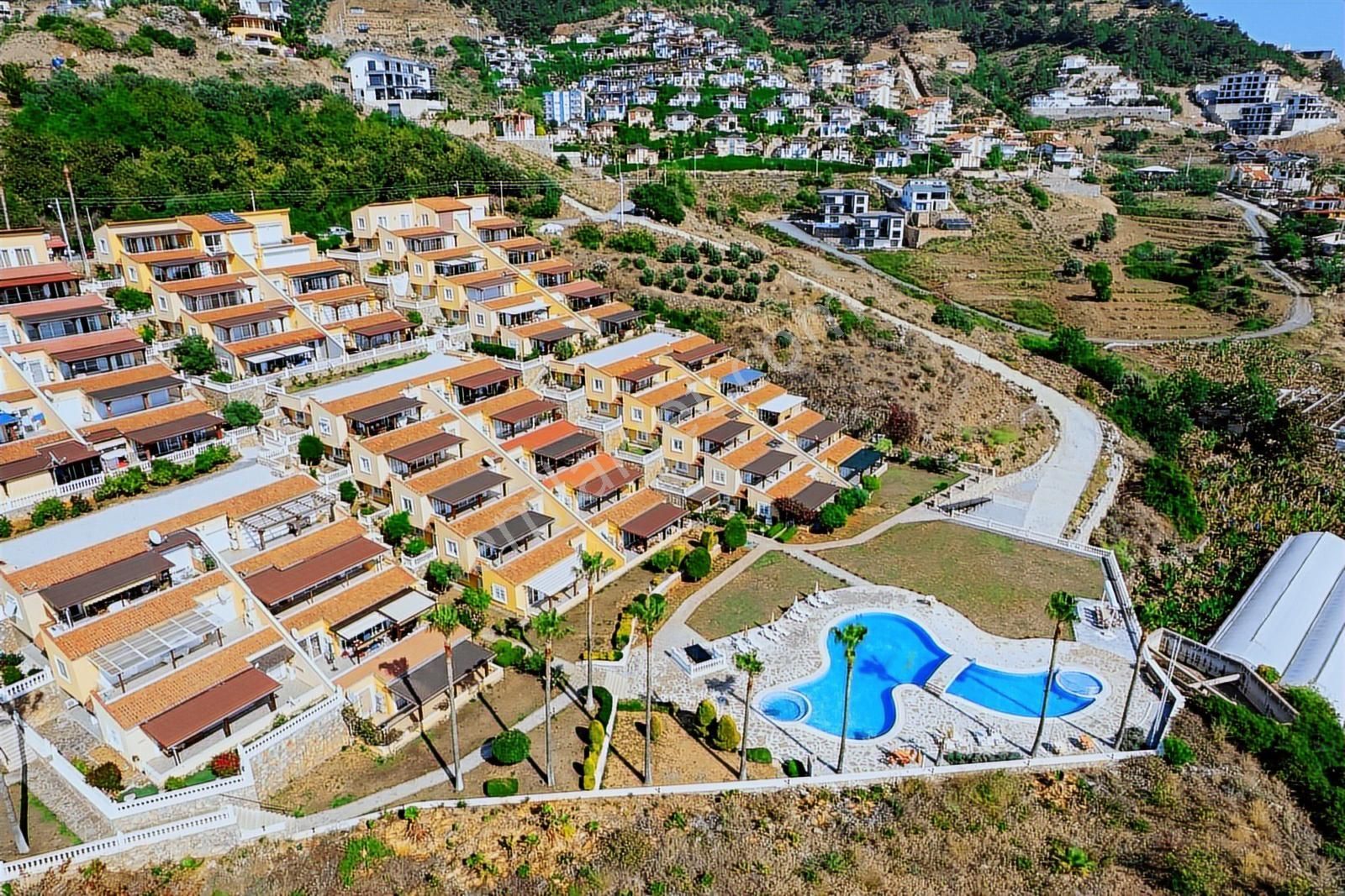 İkamete Uygun Teraslı 2+1 | Full Deniz Manzara - Görsel 12