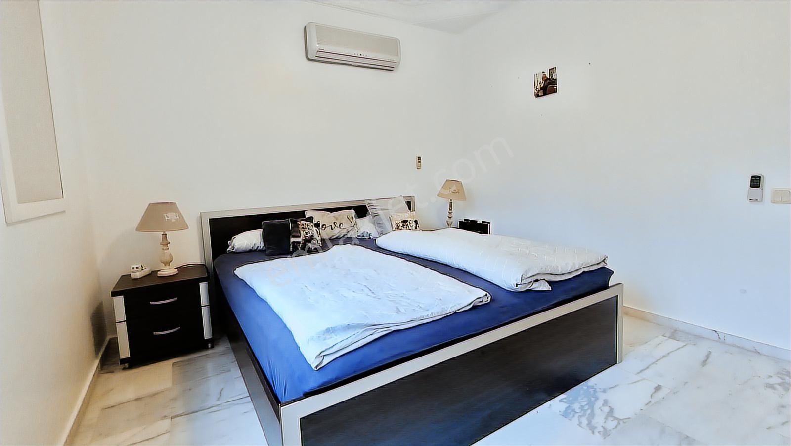 Alanya Konaklıda 550 M² Arsada İkamete Uygun Villa - Görsel 6