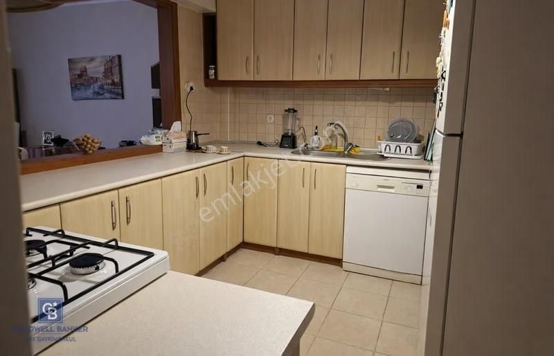 Karşıyaka Girne Caddesi Yakını Satılık Asansörlü 3+1 Daire - Görsel 9