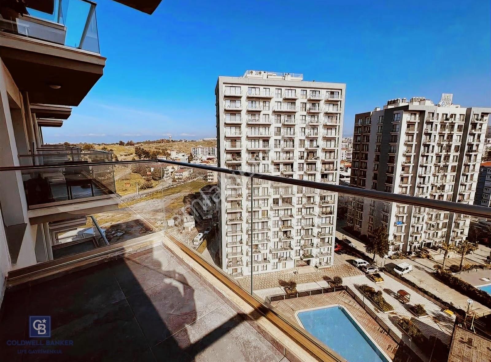 Çiğli Marka 333 Sitesinde Havuz Cephe Kiralık 1+1 Daire - Görsel 26