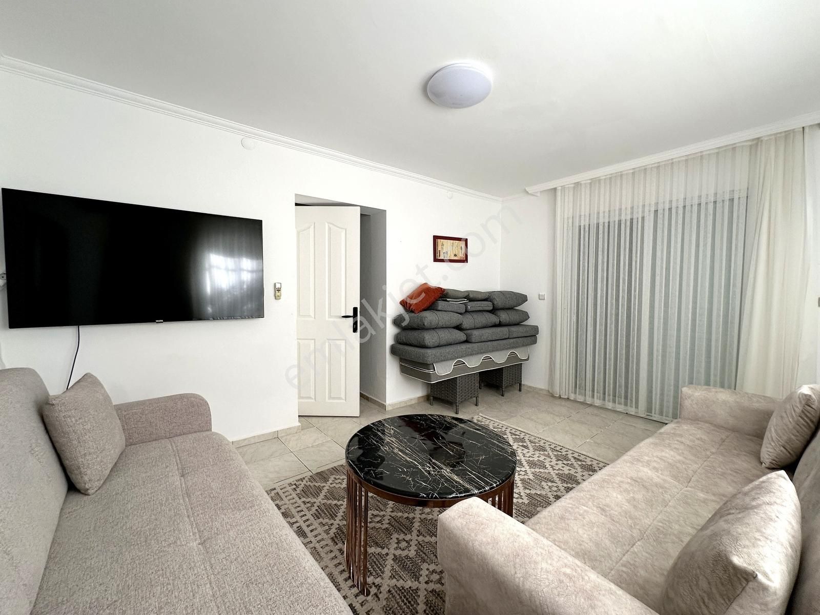 Adabükü Kumsal Plajlı Sitede12 Ay Yaşama Uygun Eşyalı Villa - Görsel 32