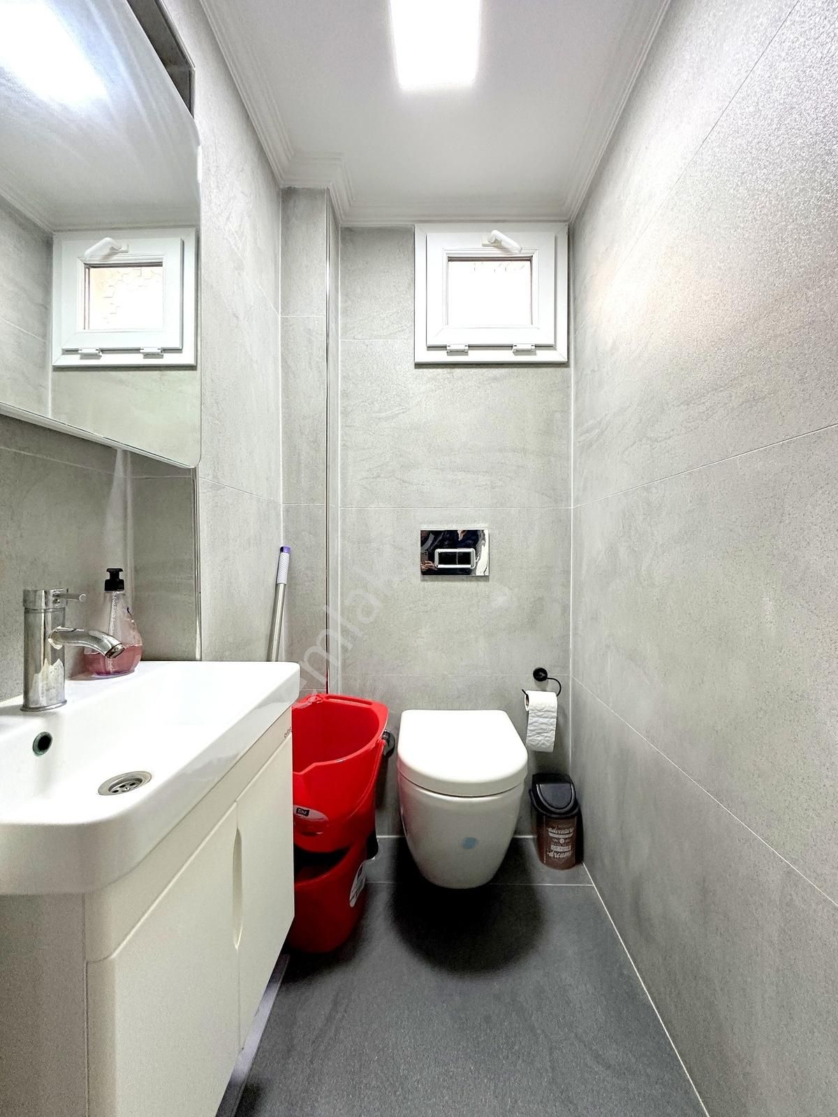 Adabükü Kumsal Plajlı Sitede12 Ay Yaşama Uygun Eşyalı Villa - Görsel 9