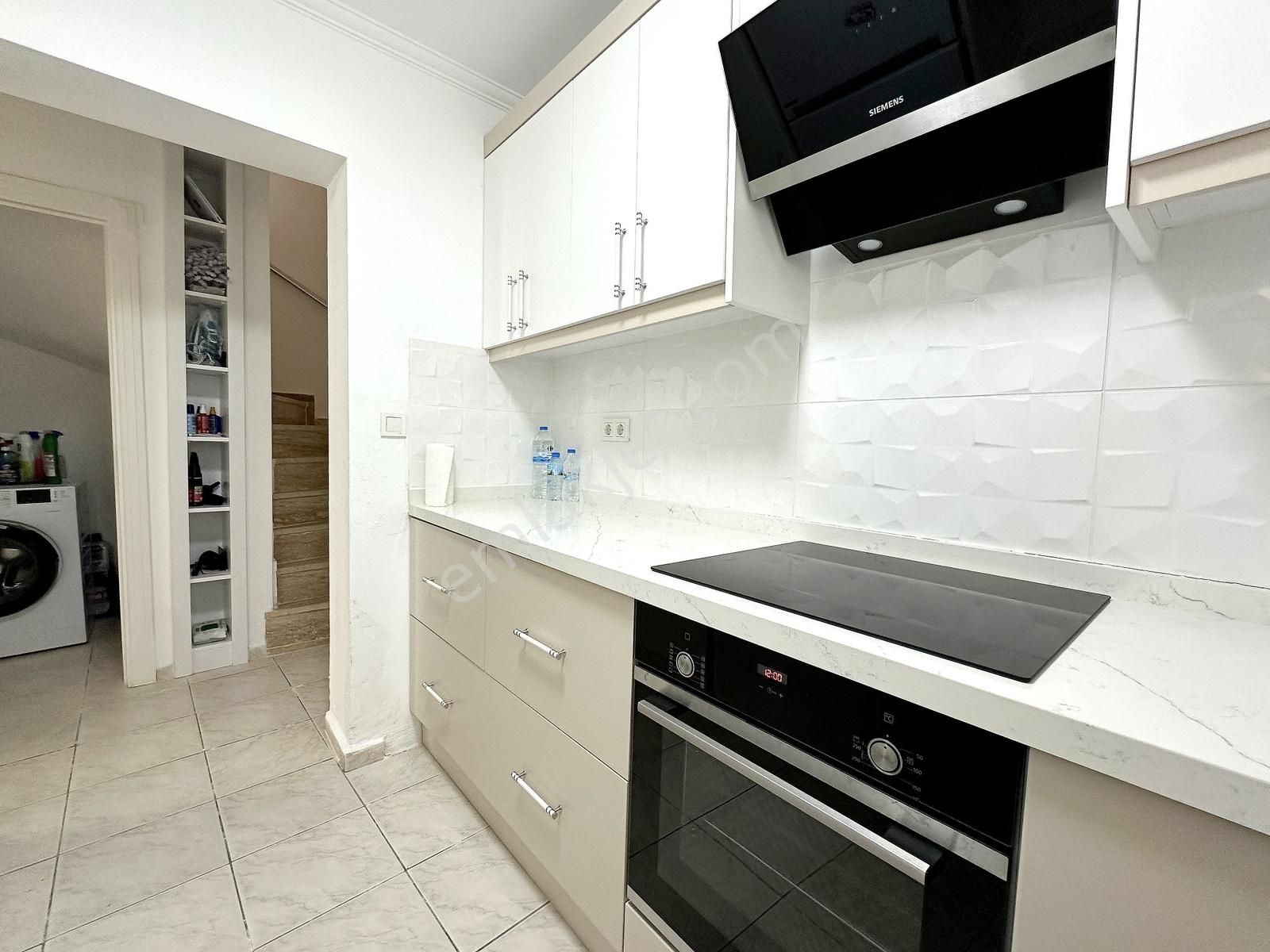 Adabükü Kumsal Plajlı Sitede12 Ay Yaşama Uygun Eşyalı Villa - Görsel 8