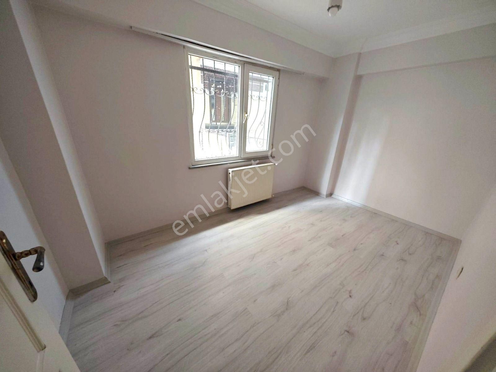 Yıldız Emlaktan Mevlana Cami Yakını Kredili Acil Satılık 2+1 Masrafsız Bahçe Kat - Görsel 6