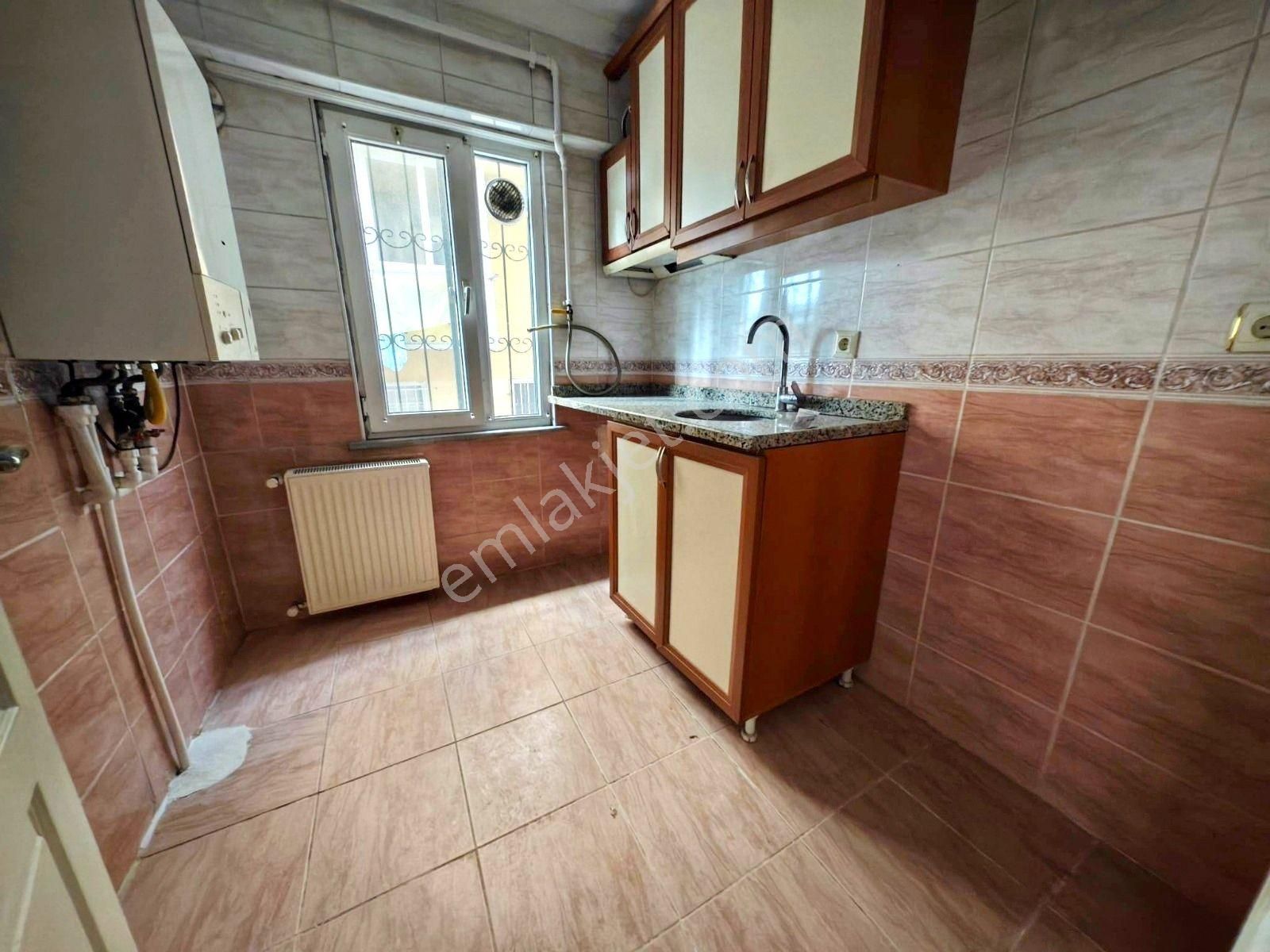 Yıldız Emlaktan Mevlana Cami Yakını Kredili Acil Satılık 2+1 Masrafsız Bahçe Kat - Görsel 9