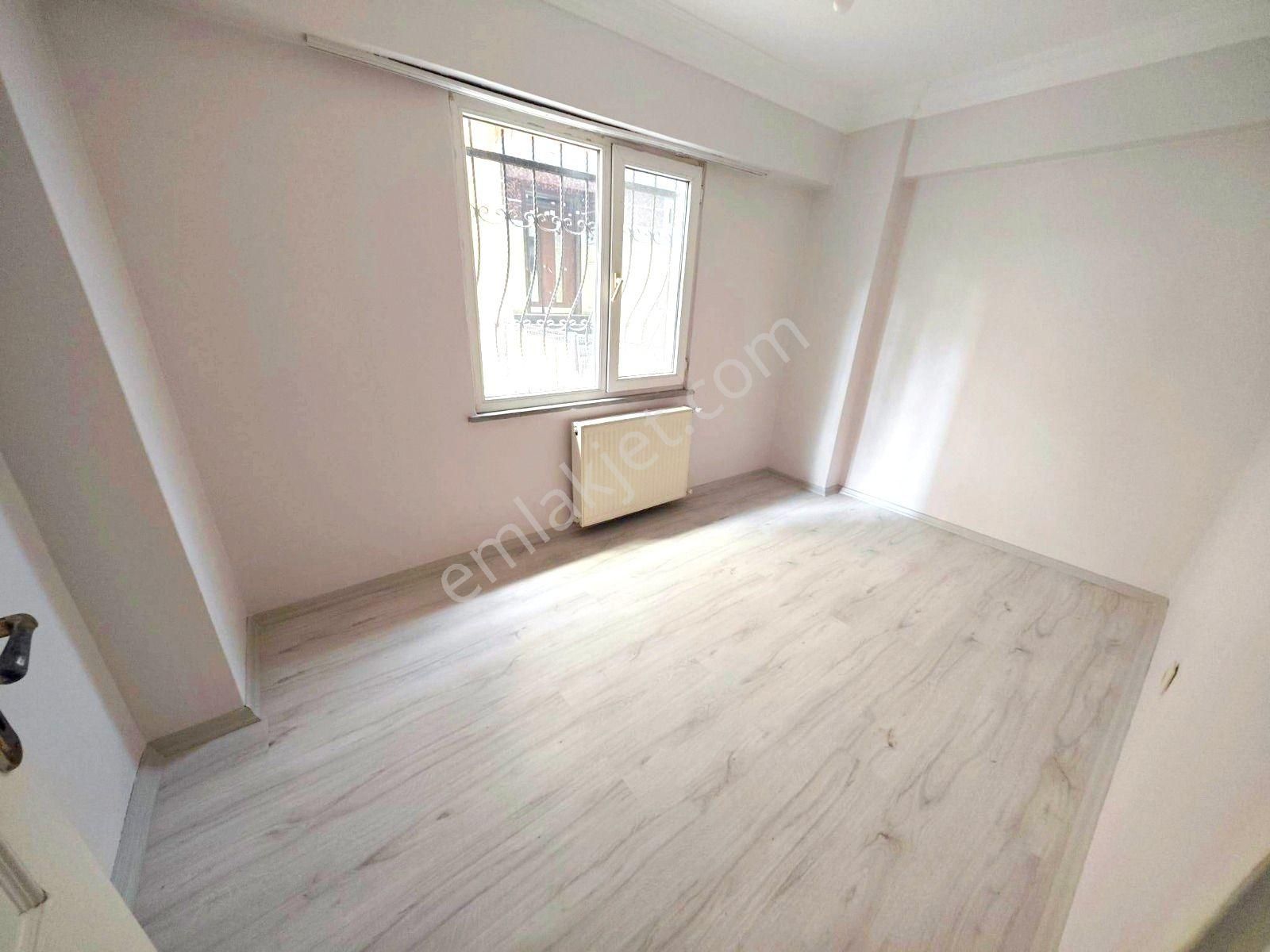 Yıldız Emlaktan Mevlana Cami Yakını Kredili Acil Satılık 2+1 Masrafsız Bahçe Kat - Görsel 5