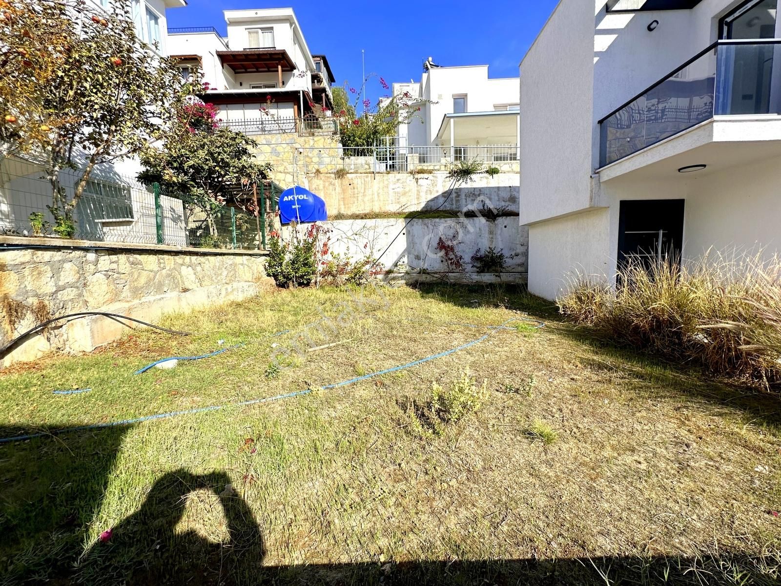 Bodrum Kumsal Plajlı Sitede Bahçeli Yeni Sıfır Modern Villa - Görsel 11