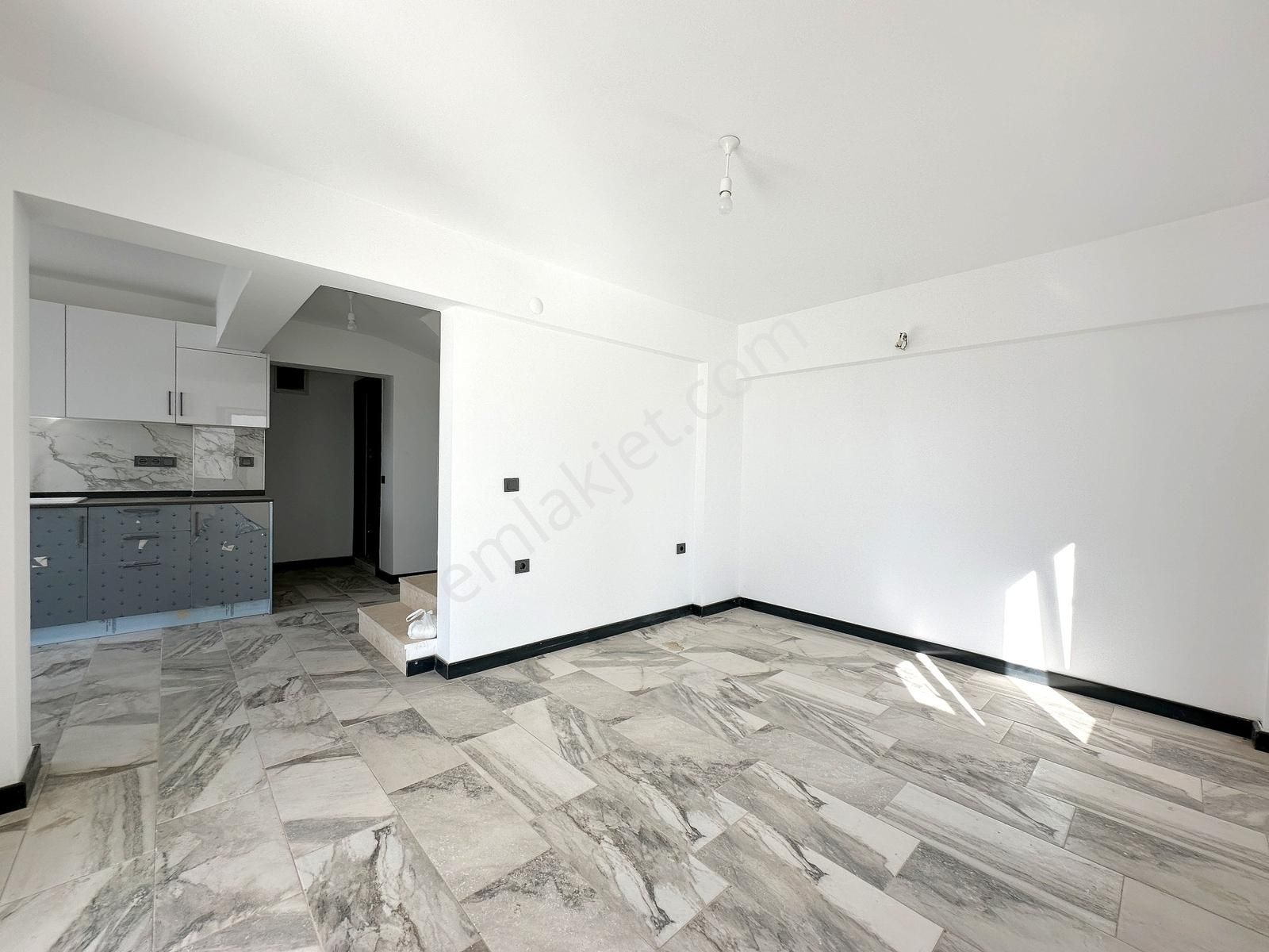 Bodrum Kumsal Plajlı Sitede Bahçeli Yeni Sıfır Modern Villa - Görsel 19