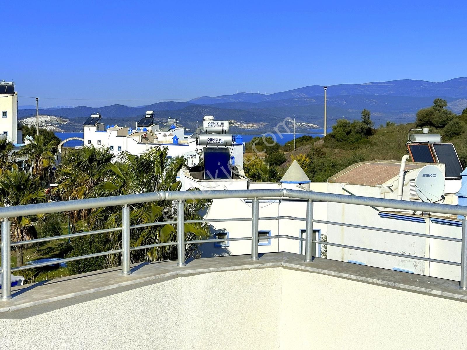 Adabükü Plajlara Yakın Sitede 3+2 Eşyalı Bahçeli Köşe Villa - Görsel 22