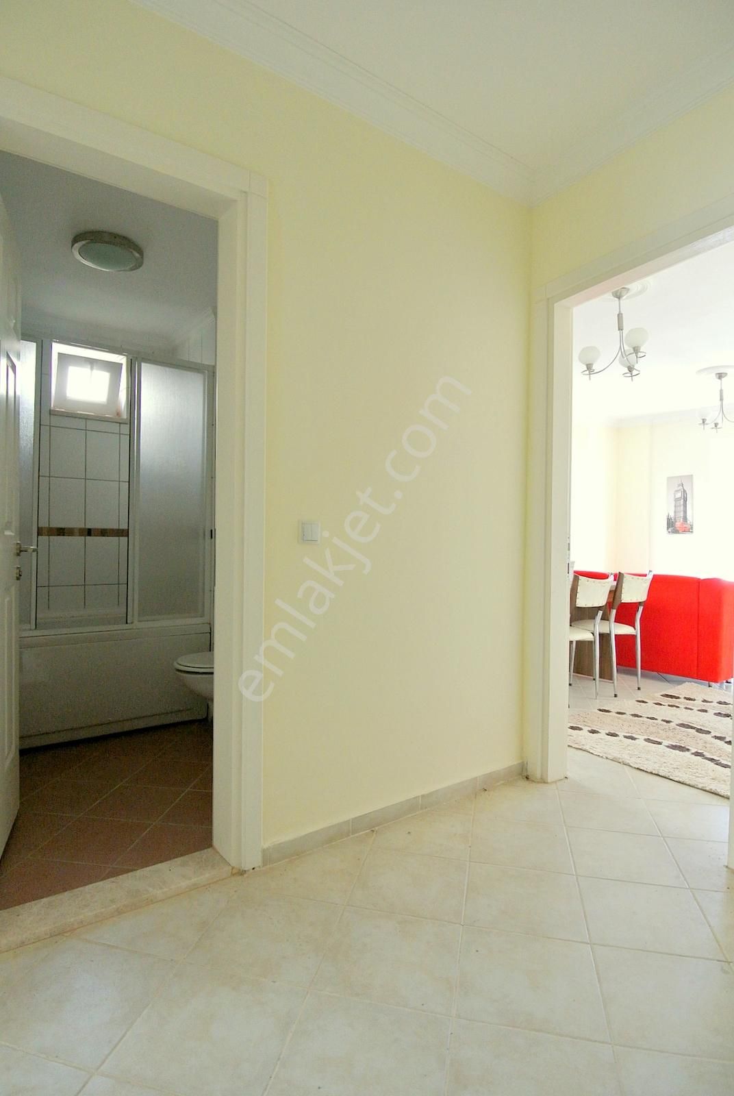 Adabükü Holiday Resort'ta Büyük Köşe Bahçeli Eşyalı Daire - Görsel 8