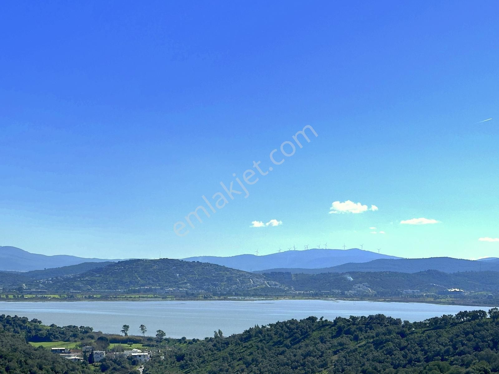 Kum Plajlı Sitede Daire Fiyatına Full Eşyalı Bakımlı Müstakil Ev - Görsel 11