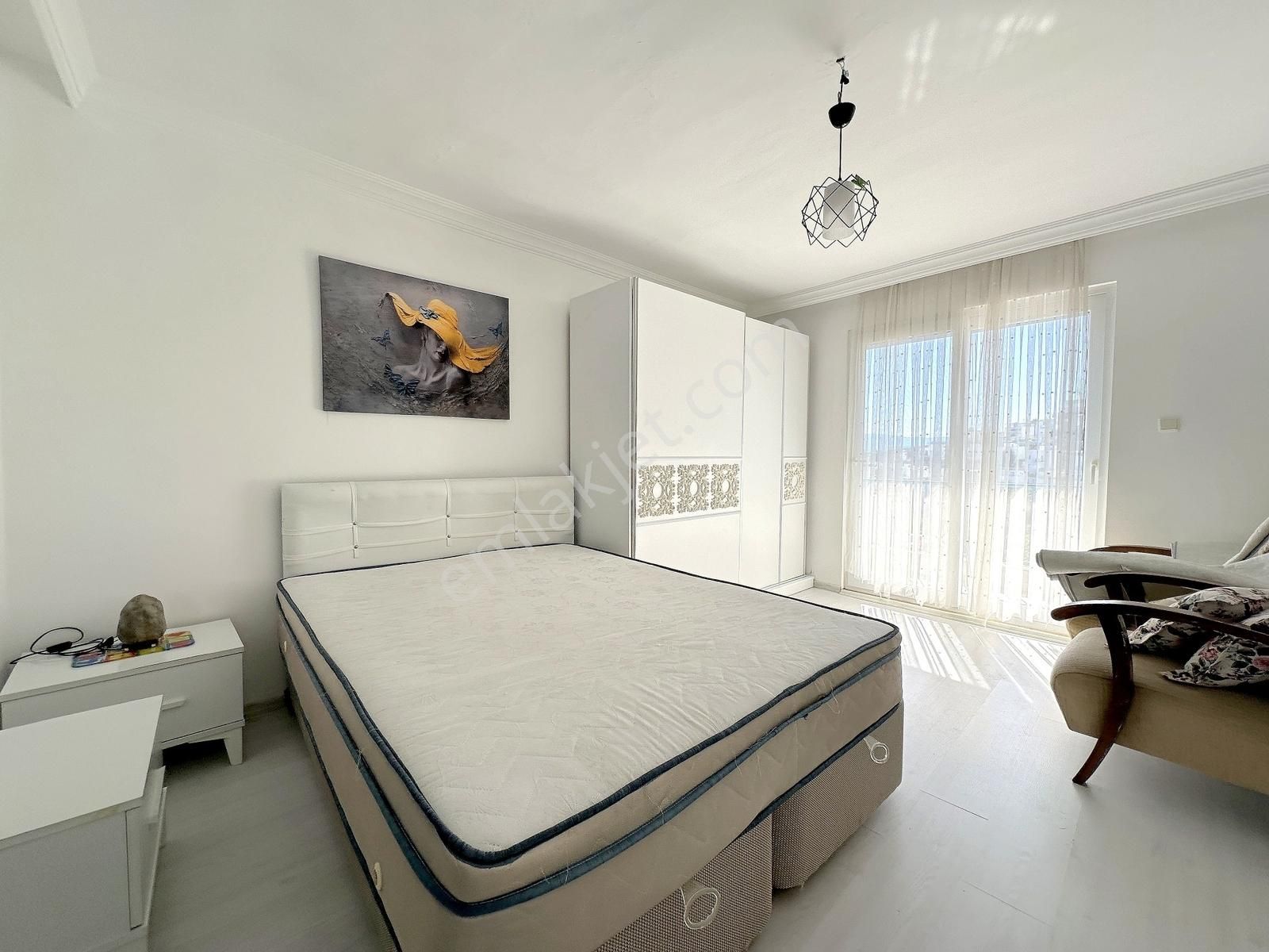 Kum Plajlı Sitede Daire Fiyatına Full Eşyalı Bakımlı Müstakil Ev - Görsel 13