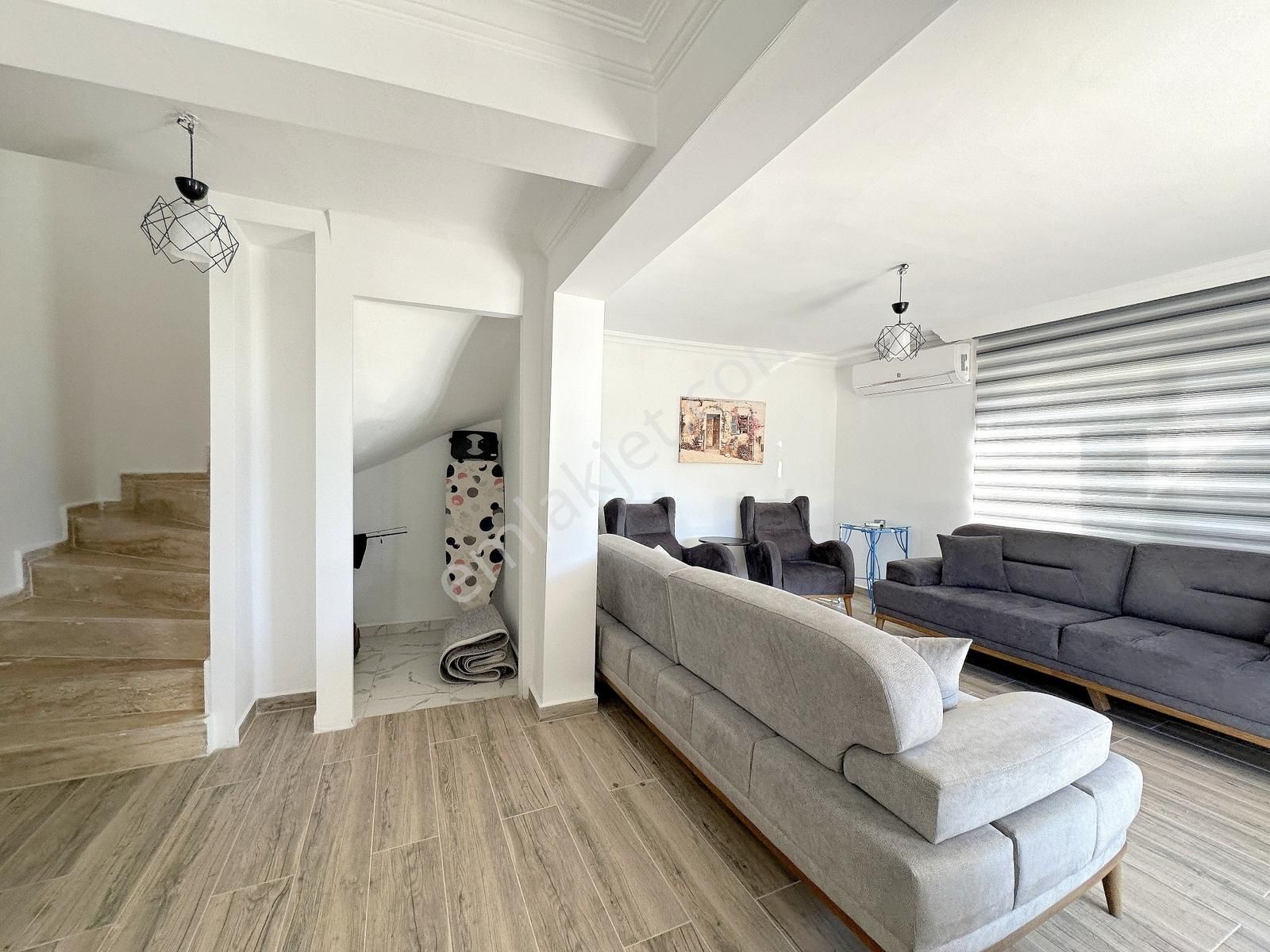 Kum Plajlı Sitede Daire Fiyatına Full Eşyalı Bakımlı Müstakil Ev - Görsel 12