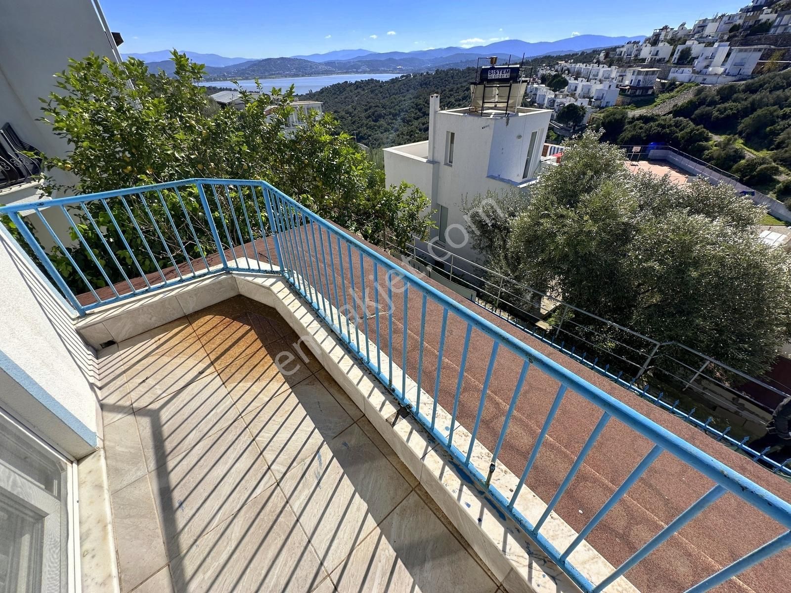 Kum Plajlı Sitede Daire Fiyatına Full Eşyalı Bakımlı Müstakil Ev - Görsel 24