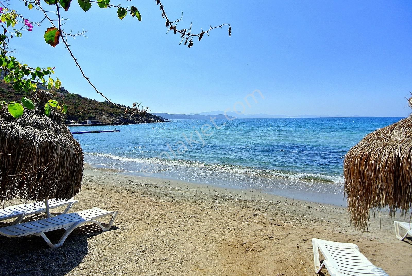 Mayakoyu Denize Sıfır Plajlı 700m2 Arsalı Havuzlu Müstakil Villa - Görsel 29