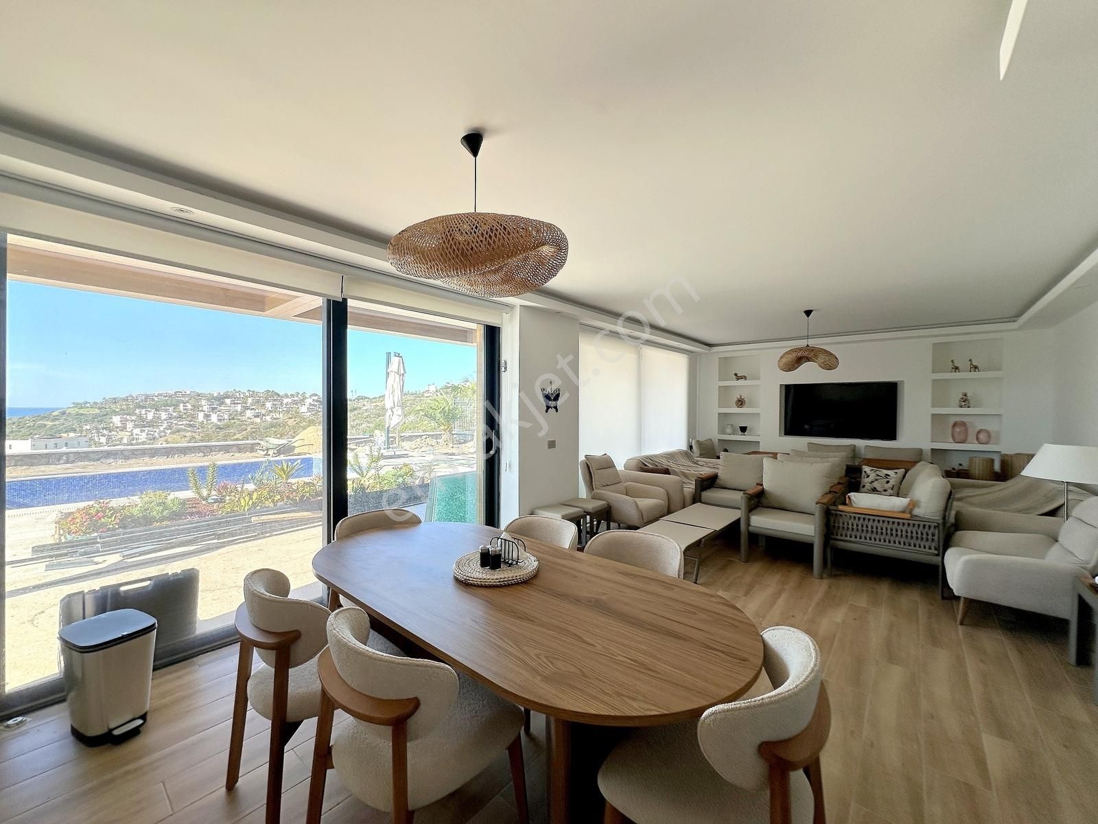 Mayakoyu Denize Sıfır Plajlı 700m2 Arsalı Havuzlu Müstakil Villa - Görsel 10