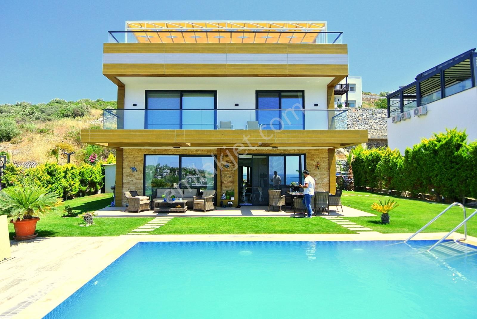 Mayakoyu Denize Sıfır Plajlı 700m2 Arsalı Havuzlu Müstakil Villa - Görsel 35