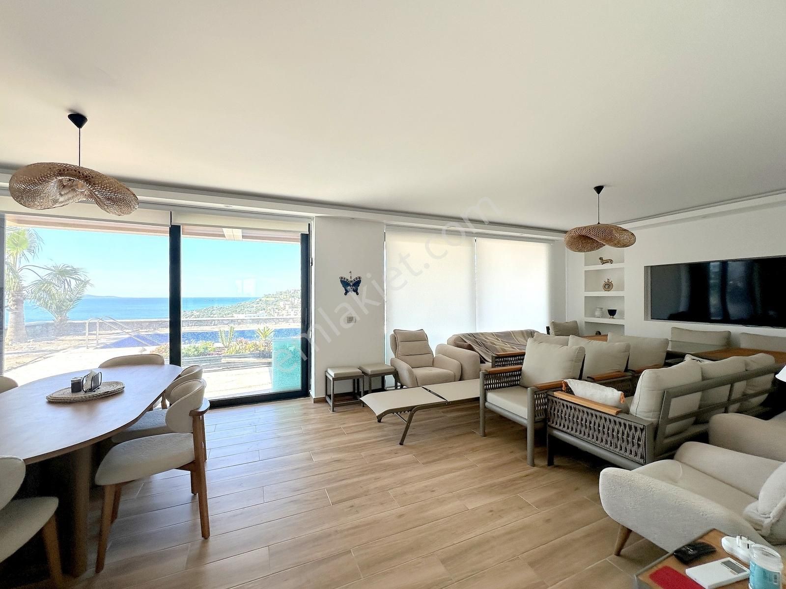 Mayakoyu Denize Sıfır Plajlı 700m2 Arsalı Havuzlu Müstakil Villa - Görsel 33