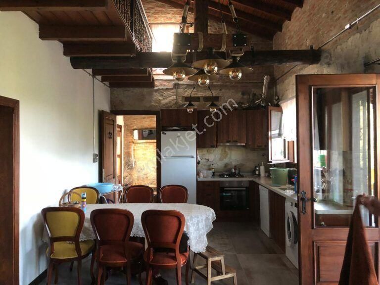 Kuşadası Kirazlı Mahallesi Satılık 4+1 Havuzlu Müstakil Taş Ev - Görsel 23