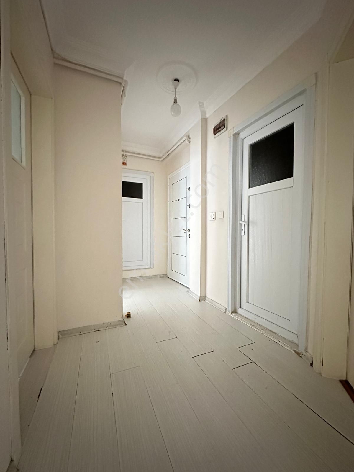 Merkezi Konumda Türk Aileye Uygun Acil Kiralık Arakat - Görsel 8