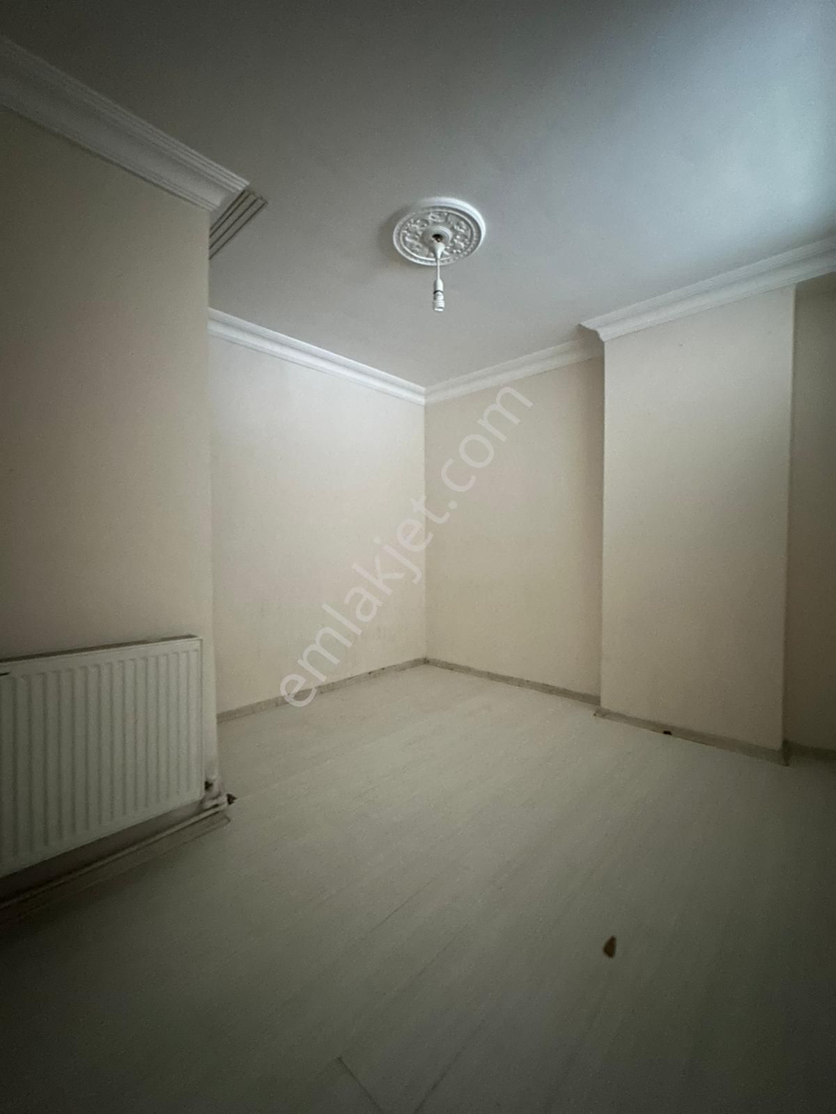 Merkezi Konumda Türk Aileye Uygun Acil Kiralık Arakat - Görsel 13