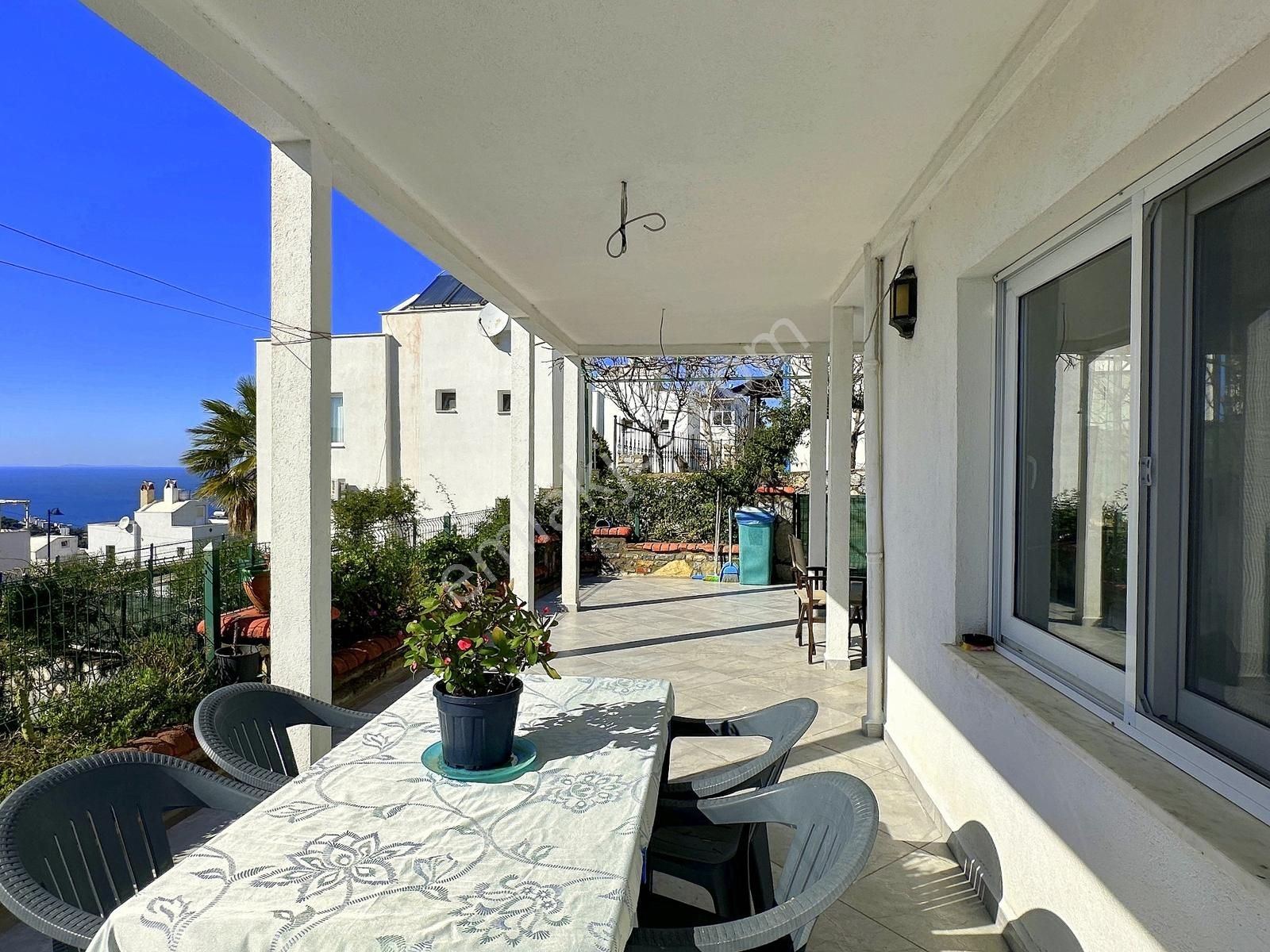 Bodrum Kumsal Plajlı Sitede Düzayak Köşe Bahçeli Müstakil Ev - Görsel 22