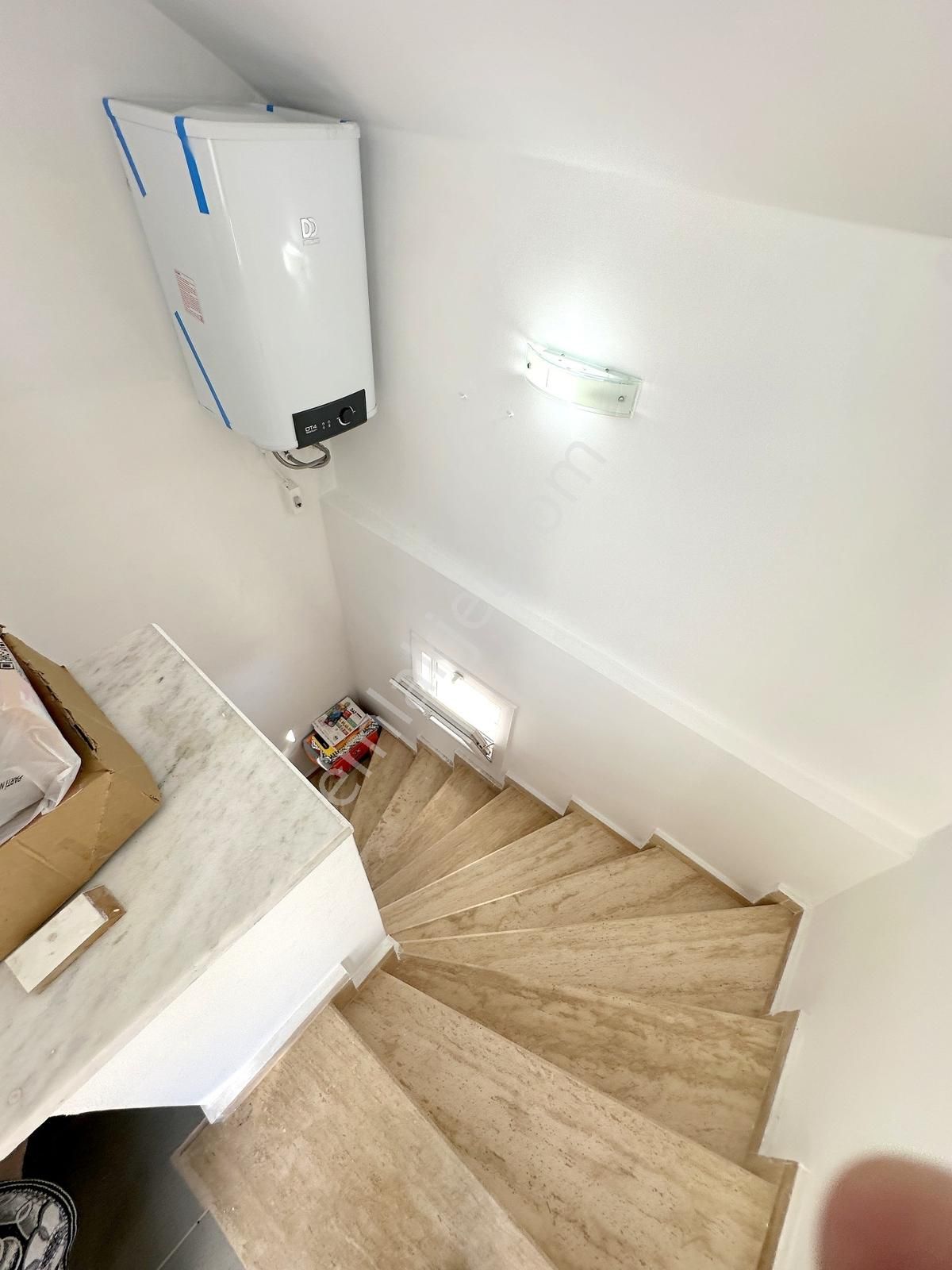 Bodrum Kumsal Plajlı Sitede Düzayak Köşe Bahçeli Müstakil Ev - Görsel 12