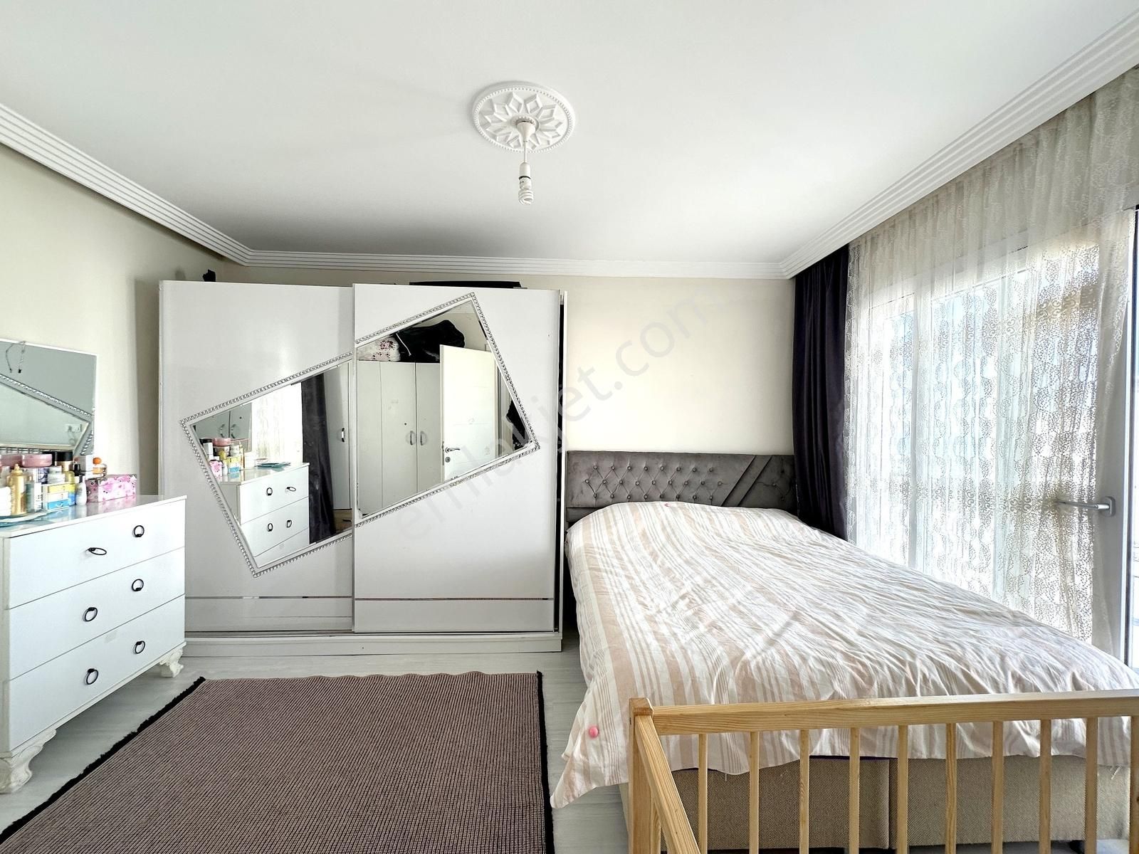 Bodrum Kumsal Plajlı Sitede Düzayak Köşe Bahçeli Müstakil Ev - Görsel 17