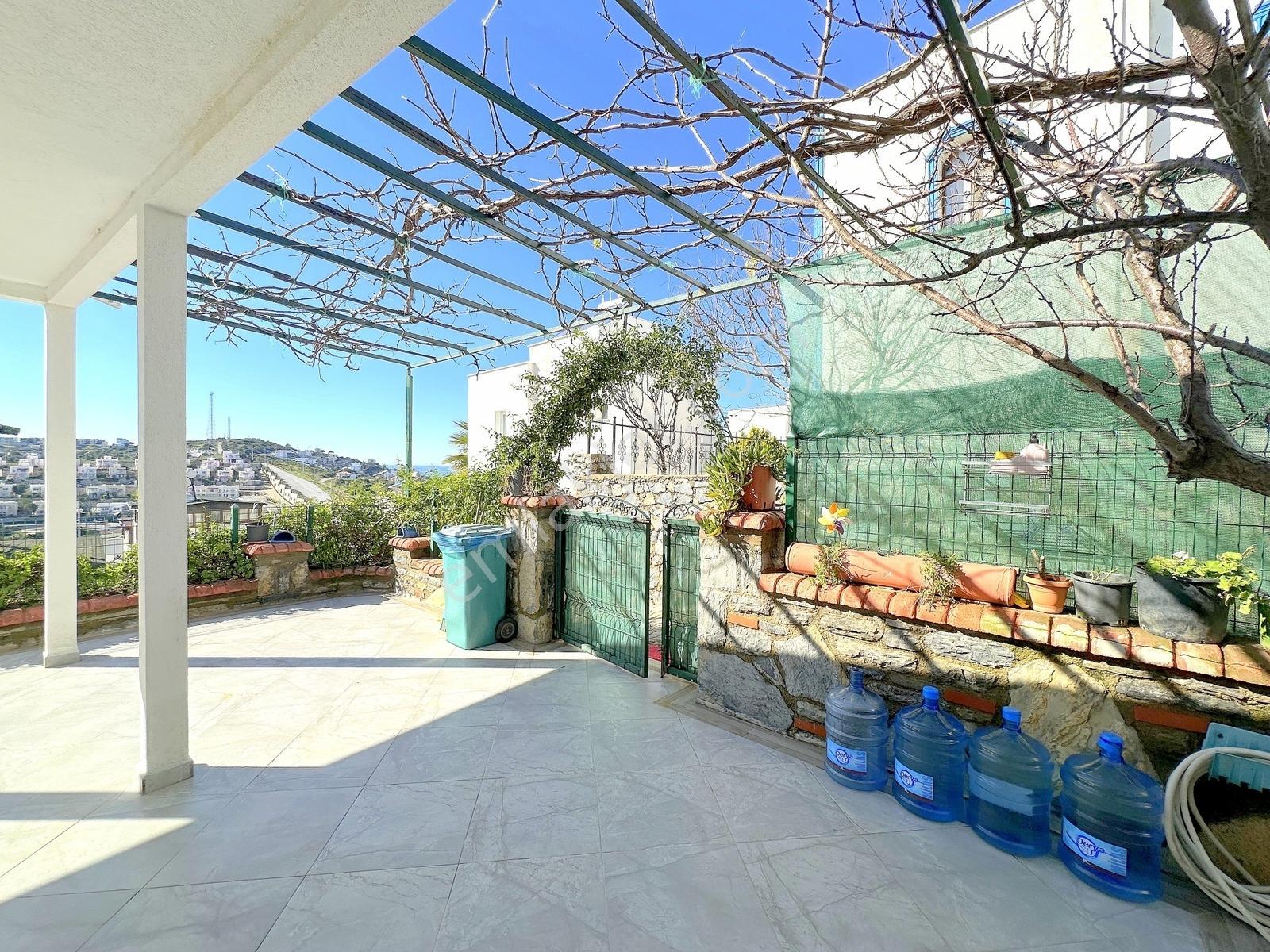 Bodrum Kumsal Plajlı Sitede Düzayak Köşe Bahçeli Müstakil Ev - Görsel 6