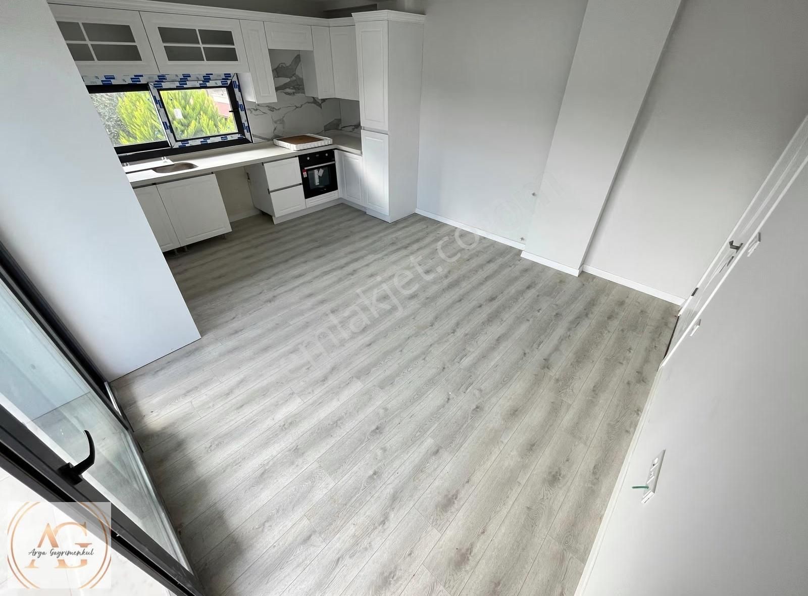 Küçükkuyu'da Bahçe Kullanımlı 2+1 Lüks Daire (denize 300m) - Görsel 26