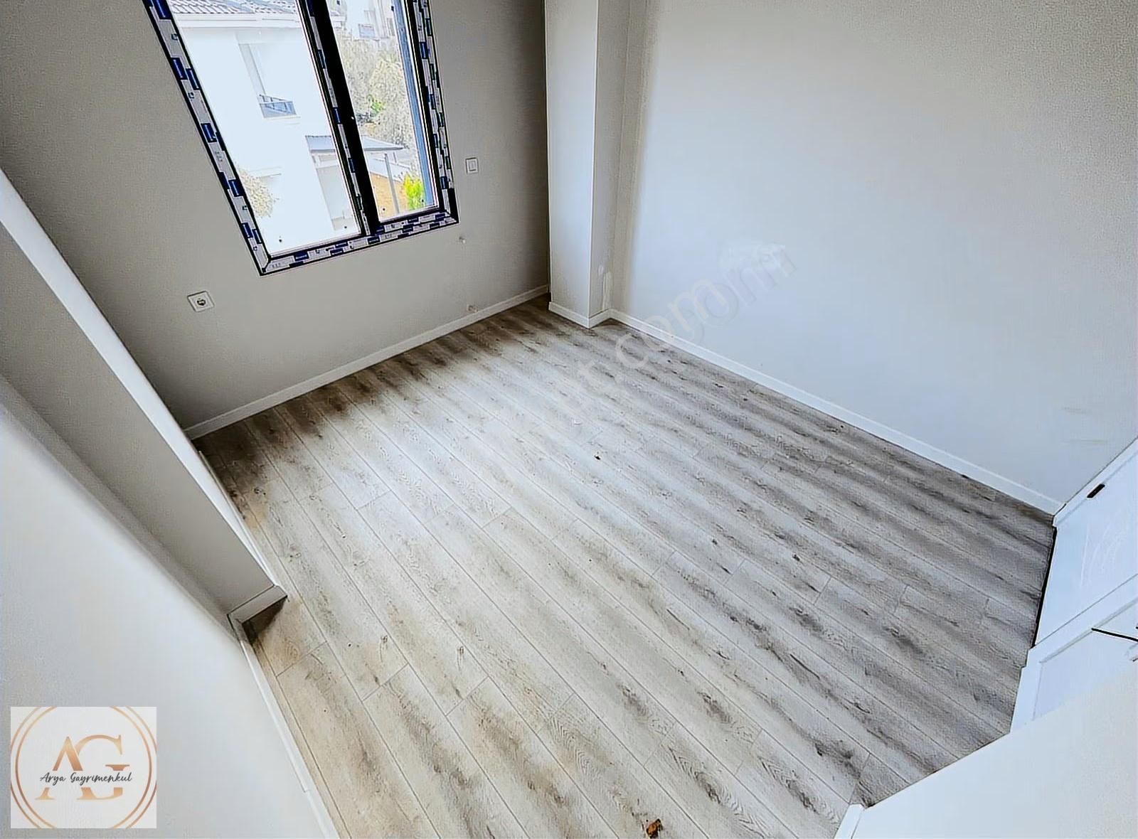 Küçükkuyu'da Bahçe Kullanımlı 2+1 Lüks Daire (denize 300m) - Görsel 15