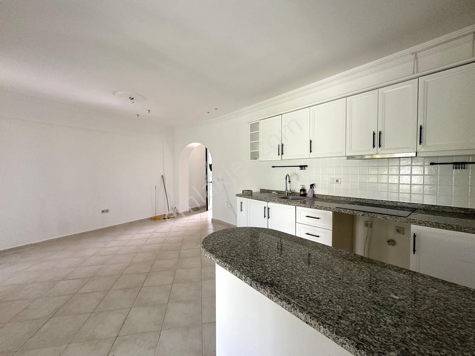 Flamingo Resort Deniz Tarafı Ön Ve Arka Bahçeli Büyük Tip Daire - Görsel 7