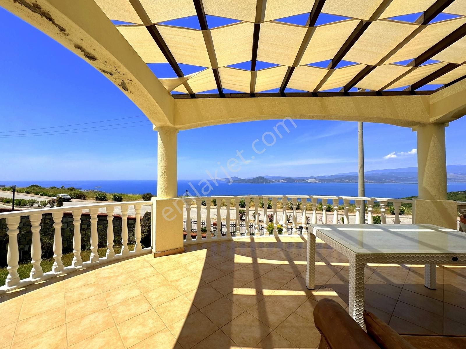 Adabükü Plajlı En Ön 180° Leb-i Derya Manzaralı Eşyalı Rezidans - Görsel 15