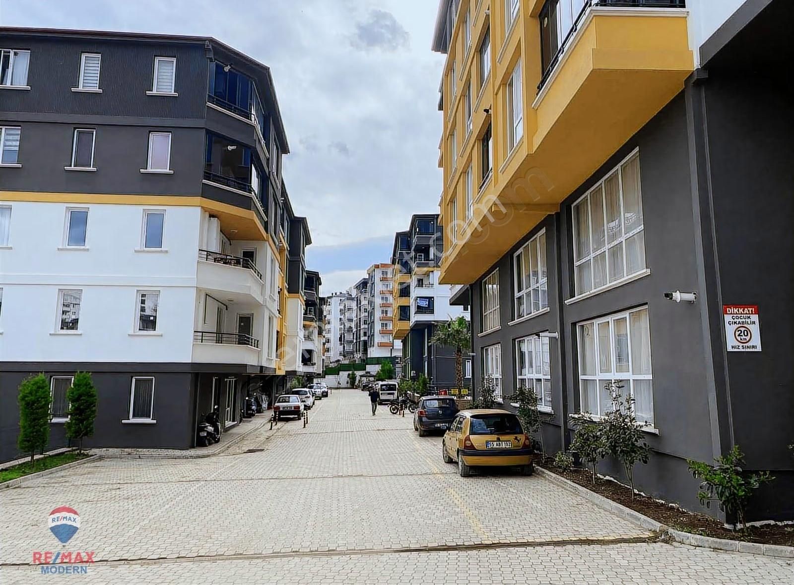 Atakum Körfez Mahallesinde Prestijli Sitede Satılık 1+1 Daire - Görsel 29