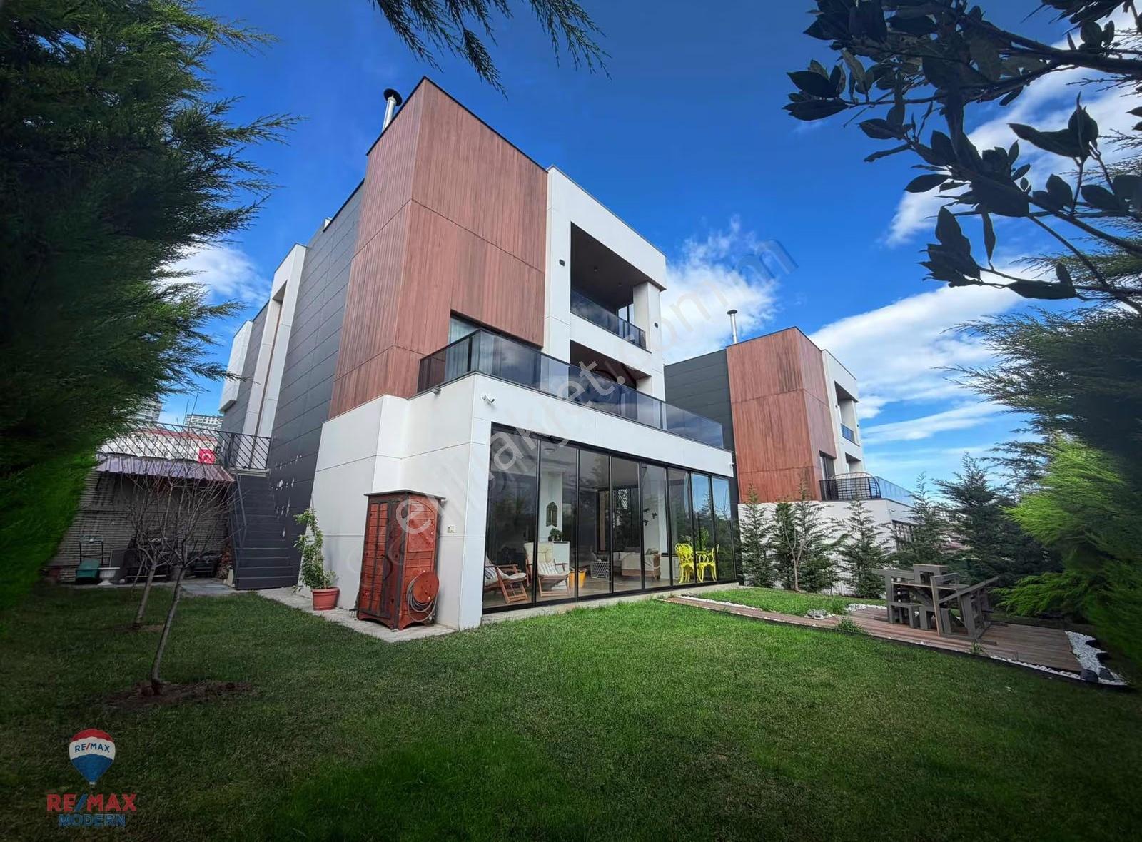 Site İçerisinde | Asansörlü | Ultra Lüks 450 M2 Villa