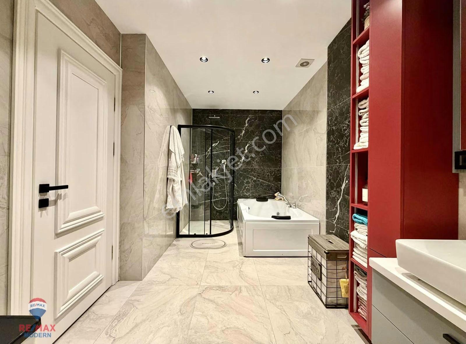 Site İçerisinde | Asansörlü | Ultra Lüks 450 M2 Villa - Görsel 23