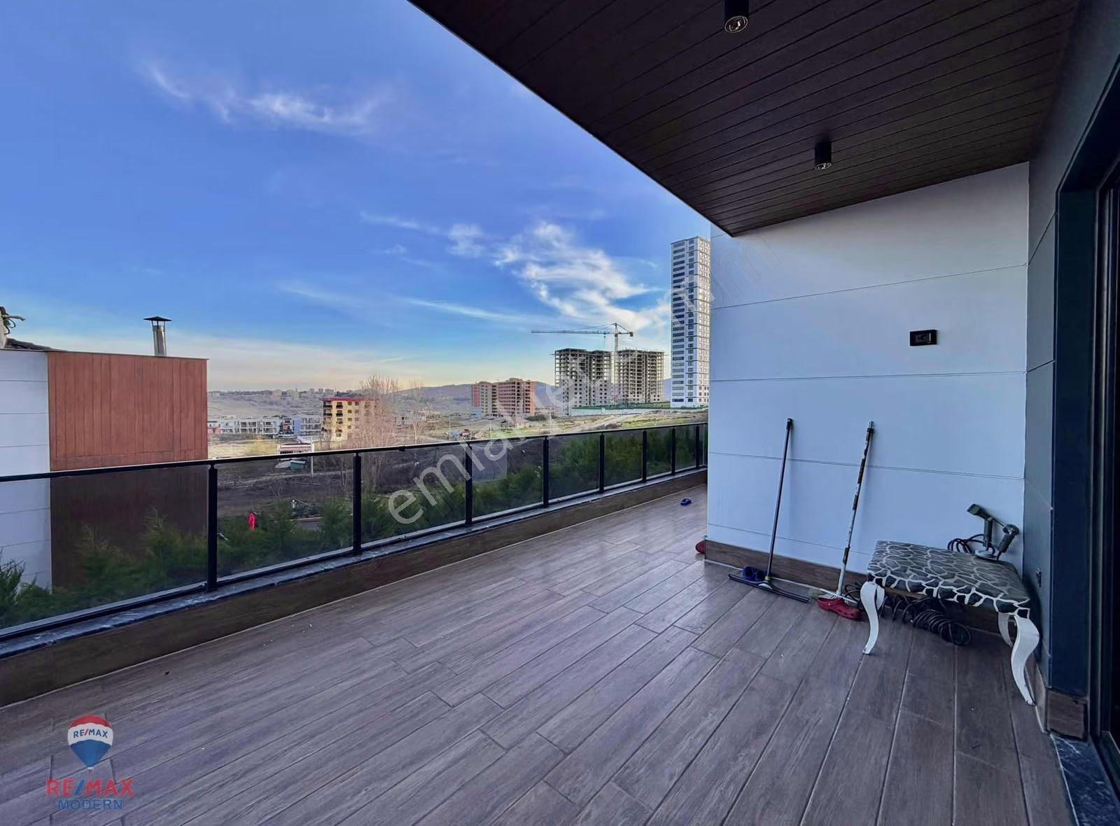 Site İçerisinde | Asansörlü | Ultra Lüks 450 M2 Villa - Görsel 21