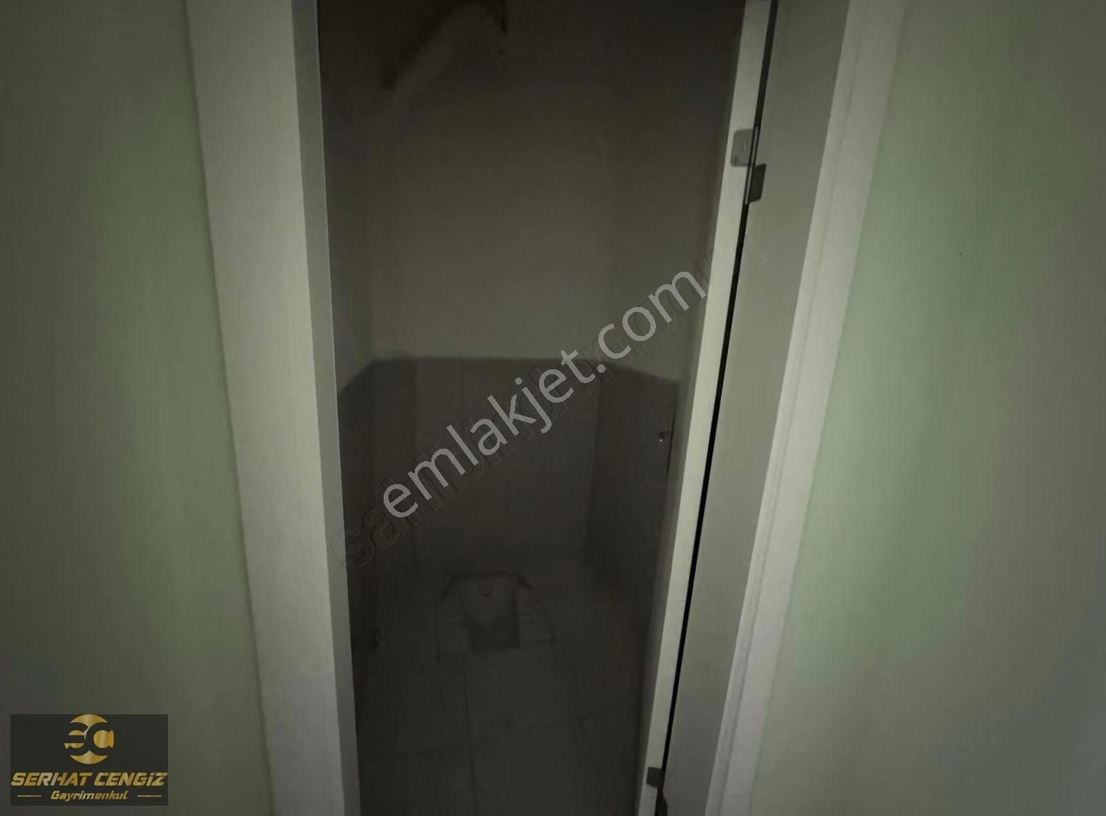 Karşıyaka Merkezde Satılık 2+1 Daire - Görsel 2