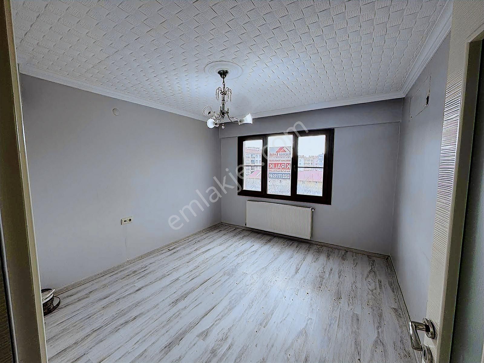 Bergama Islamsaray Mah. Kıralık 3+1 Daıre - Görsel 14