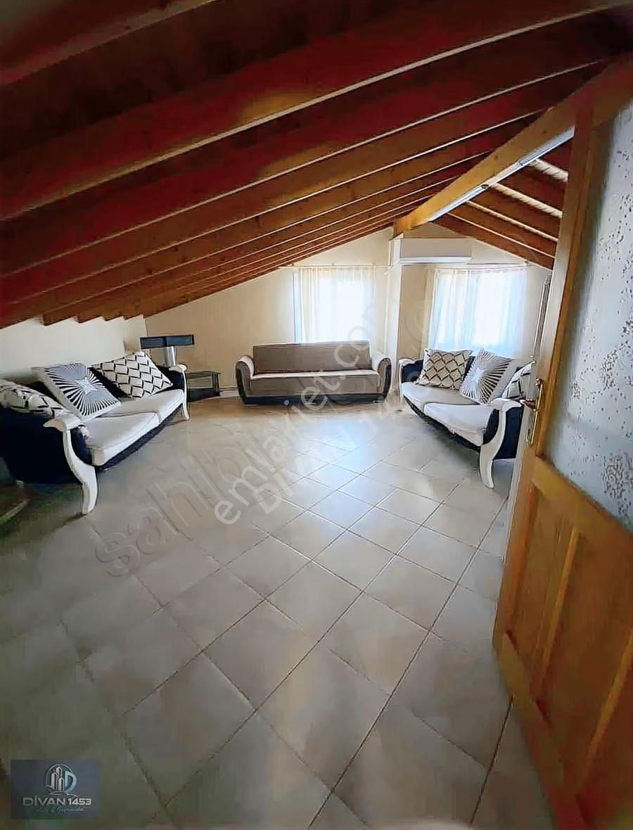 Urla Merkezde Geniş Çatı Katı - Görsel 22