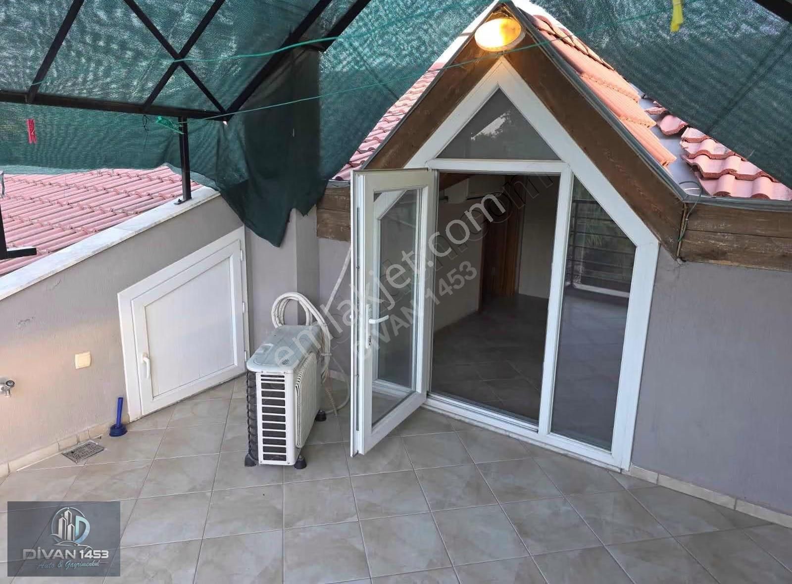 Urla Merkezde Geniş Çatı Katı - Görsel 17