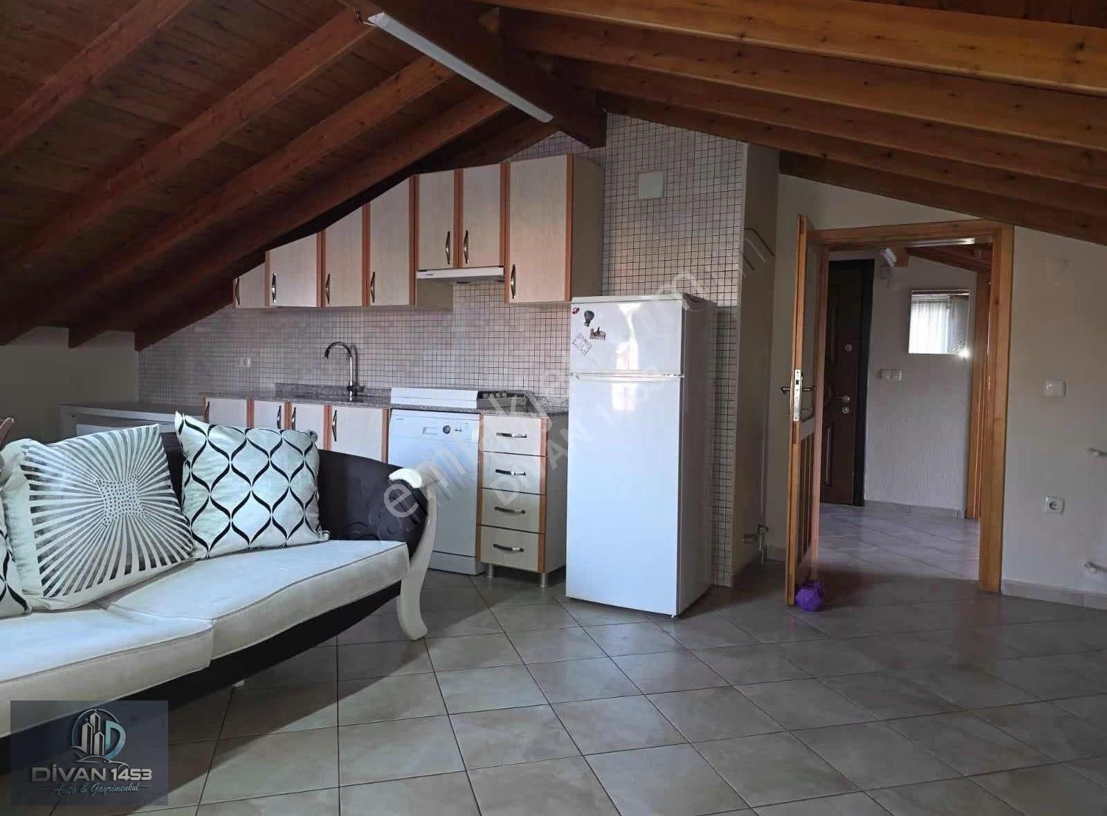 Urla Merkezde Geniş Çatı Katı - Görsel 3